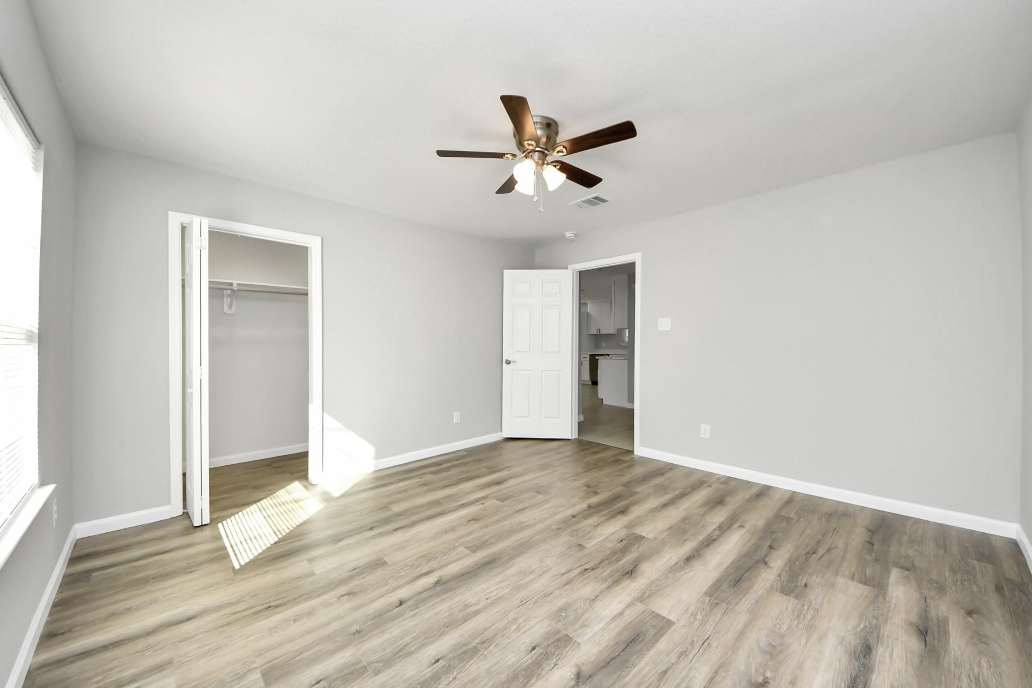 5823 Southgood Street