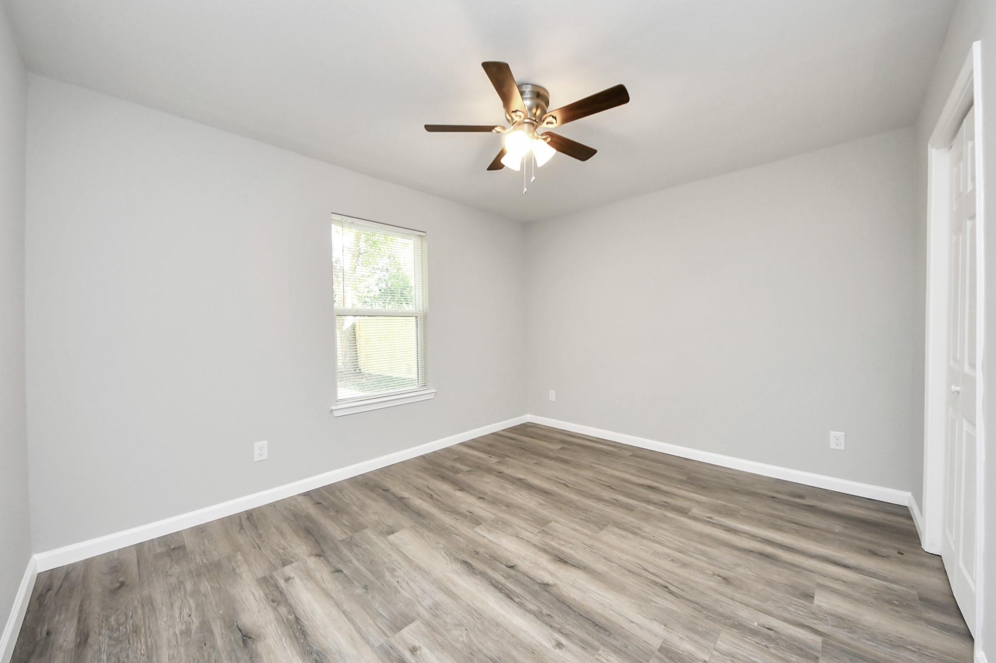 5823 Southgood Street