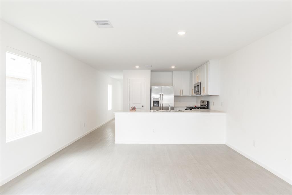 6822 Date Palm Drive