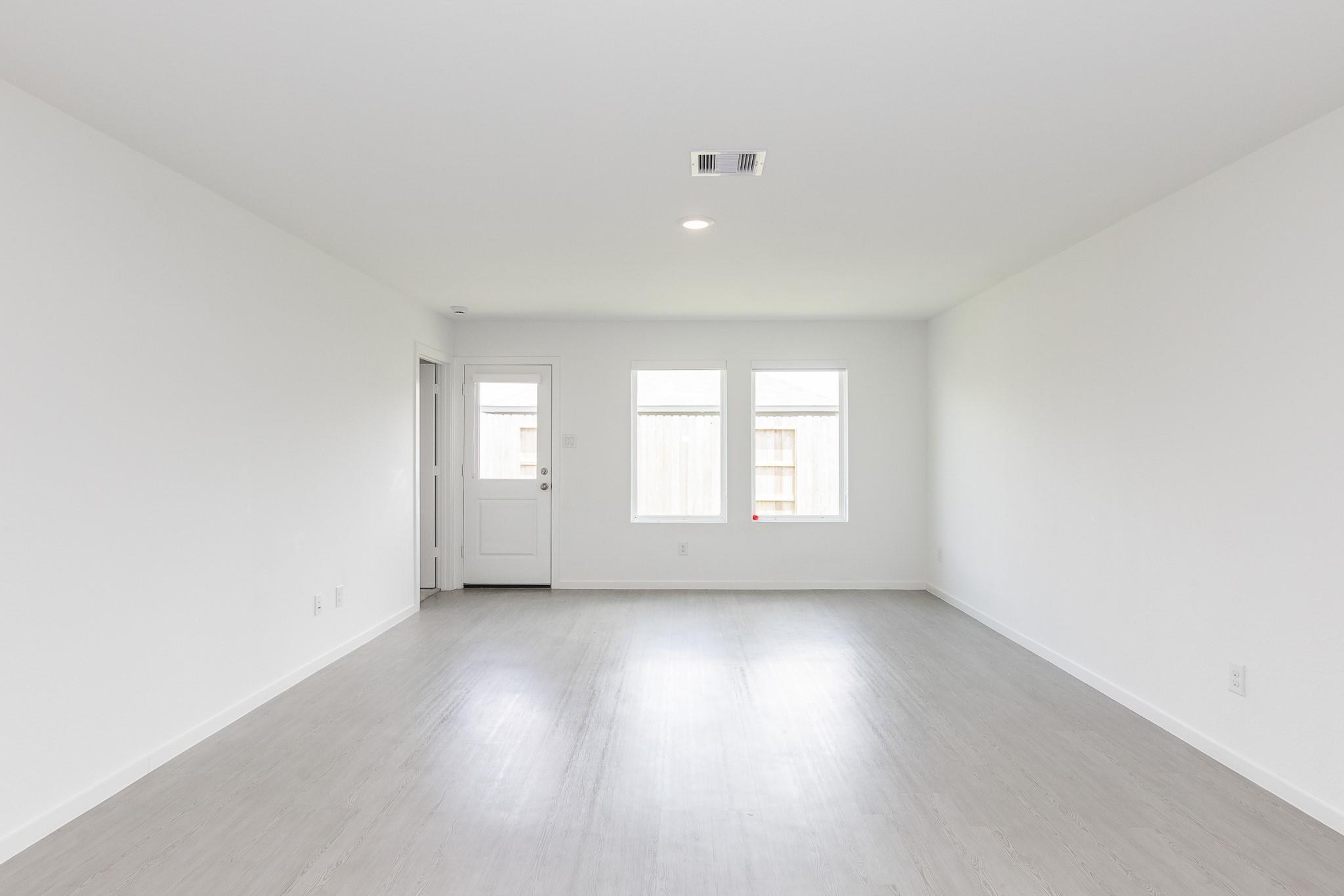 6822 Date Palm Drive