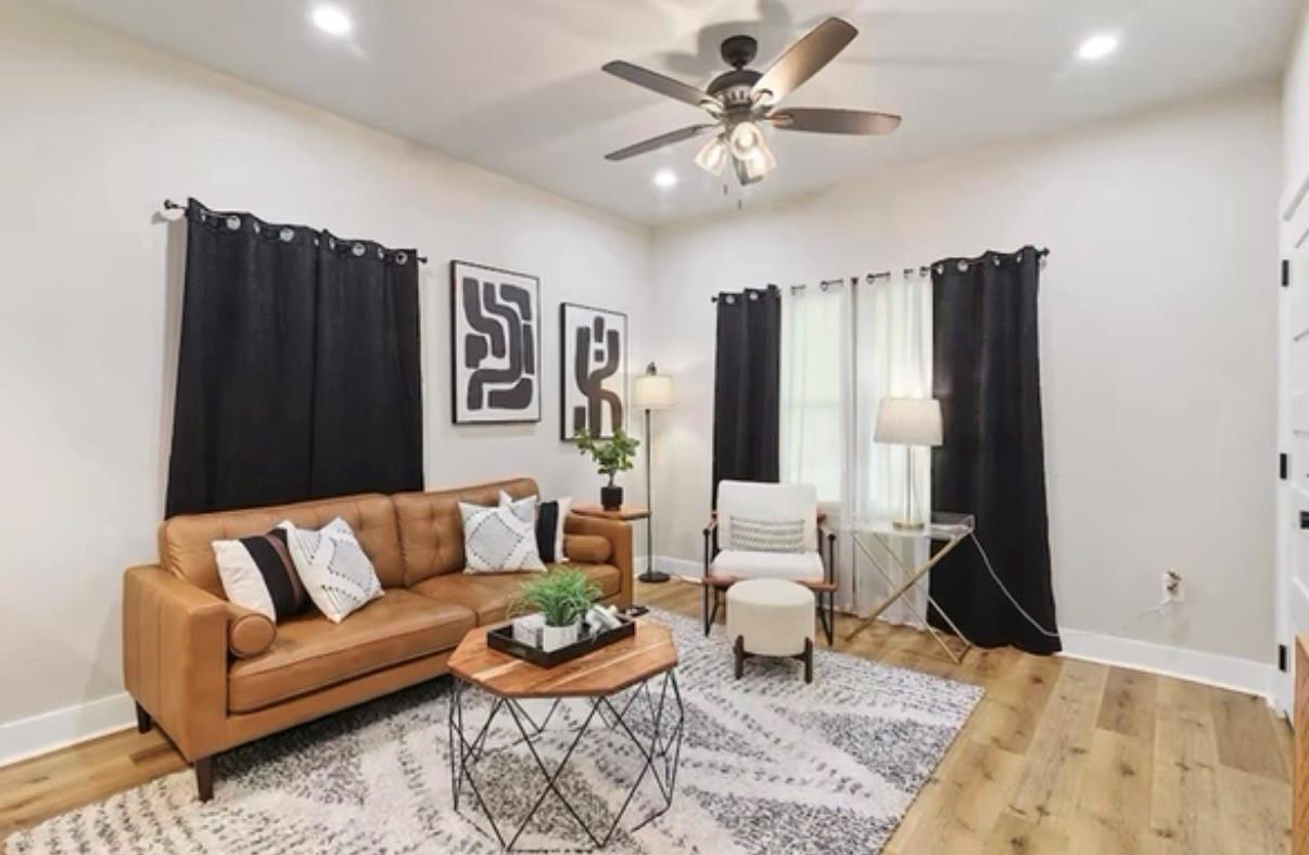 2406 Truxillo Street Unit: A LOWER