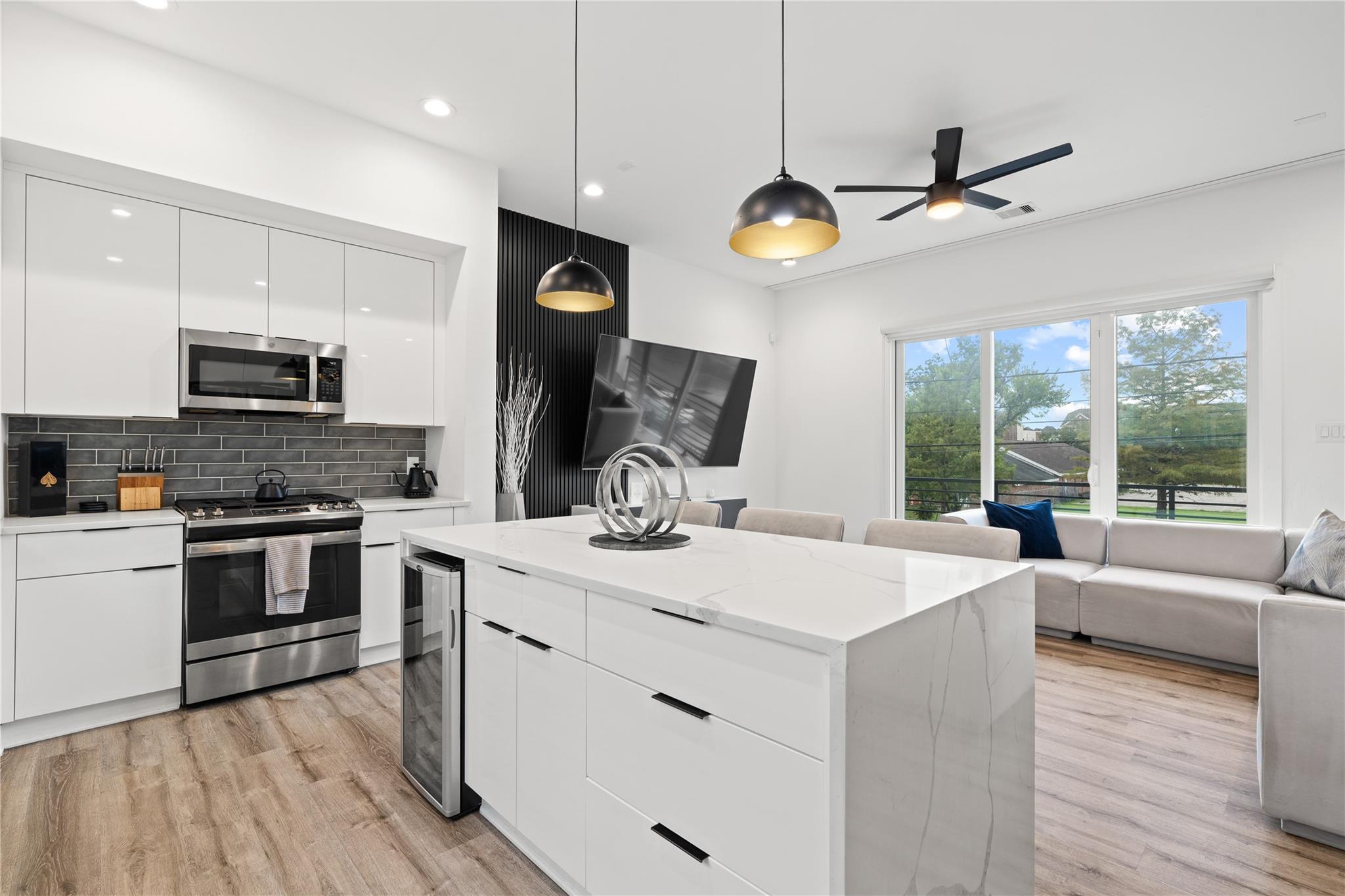 2404 Hadley Street # C