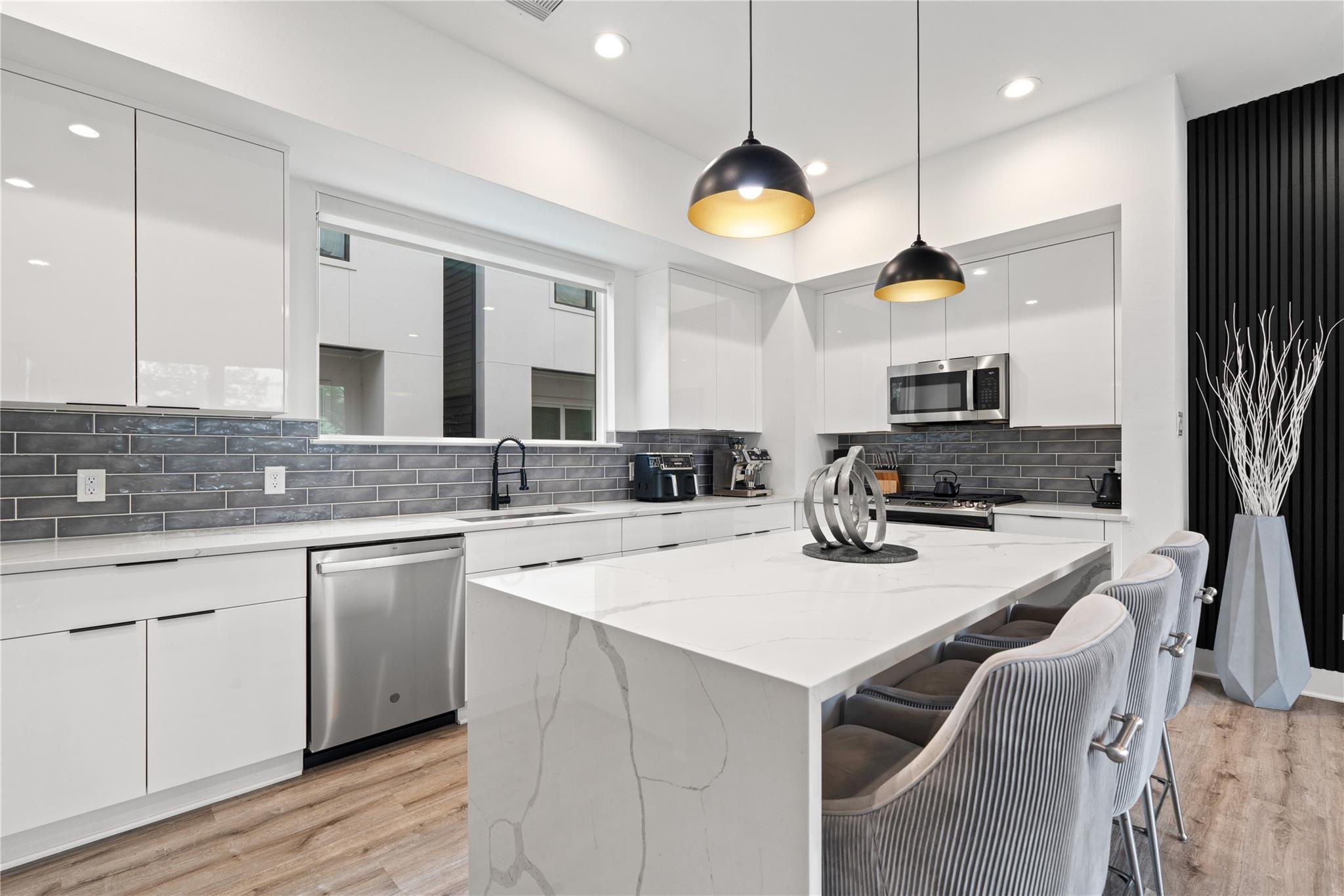 2404 Hadley Street # C