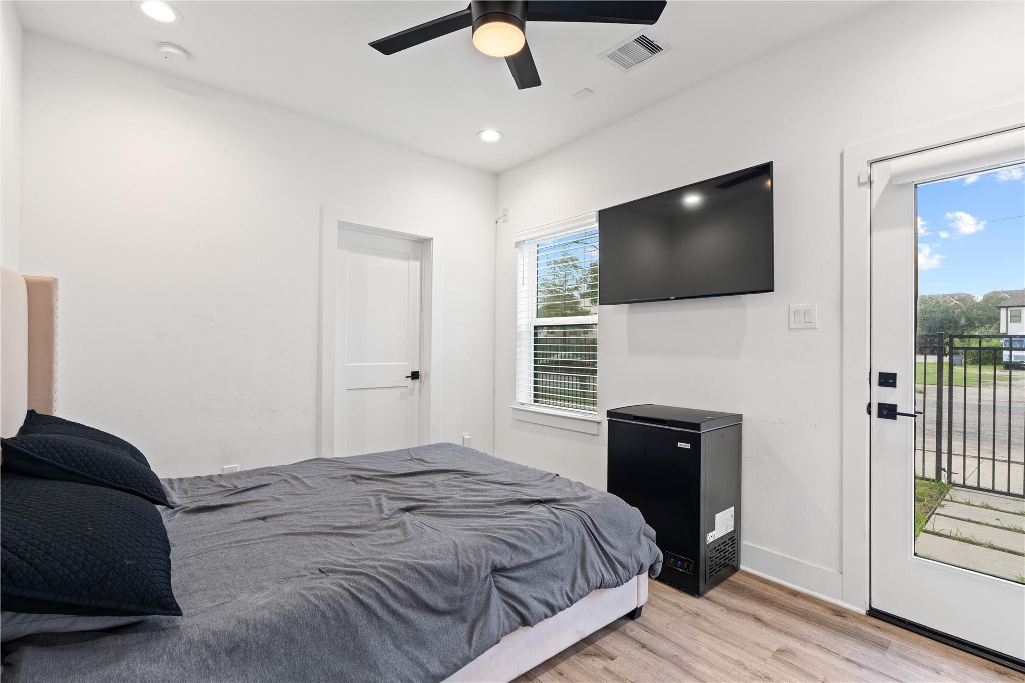 2404 Hadley Street # C