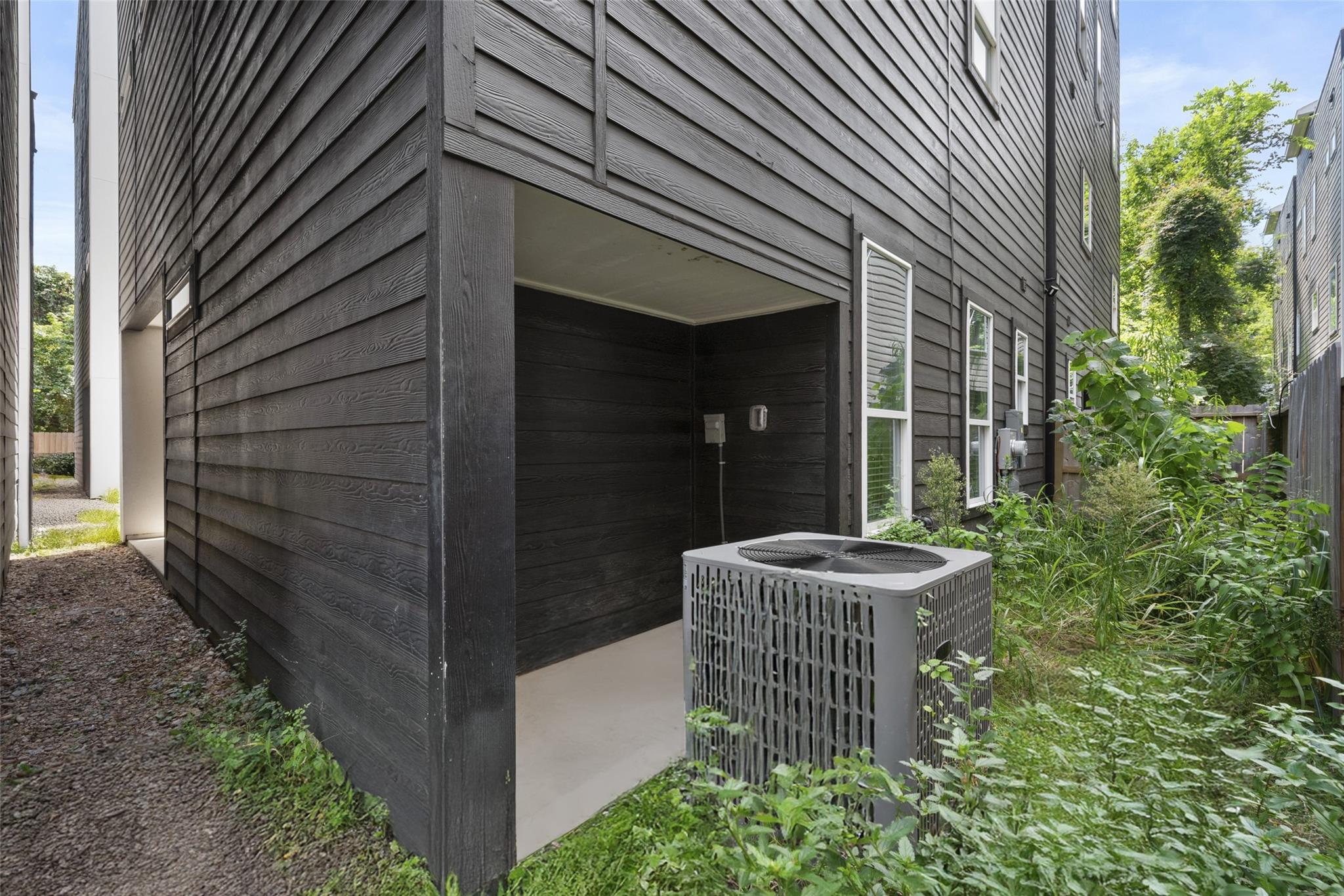 513 Schweikhardt Street