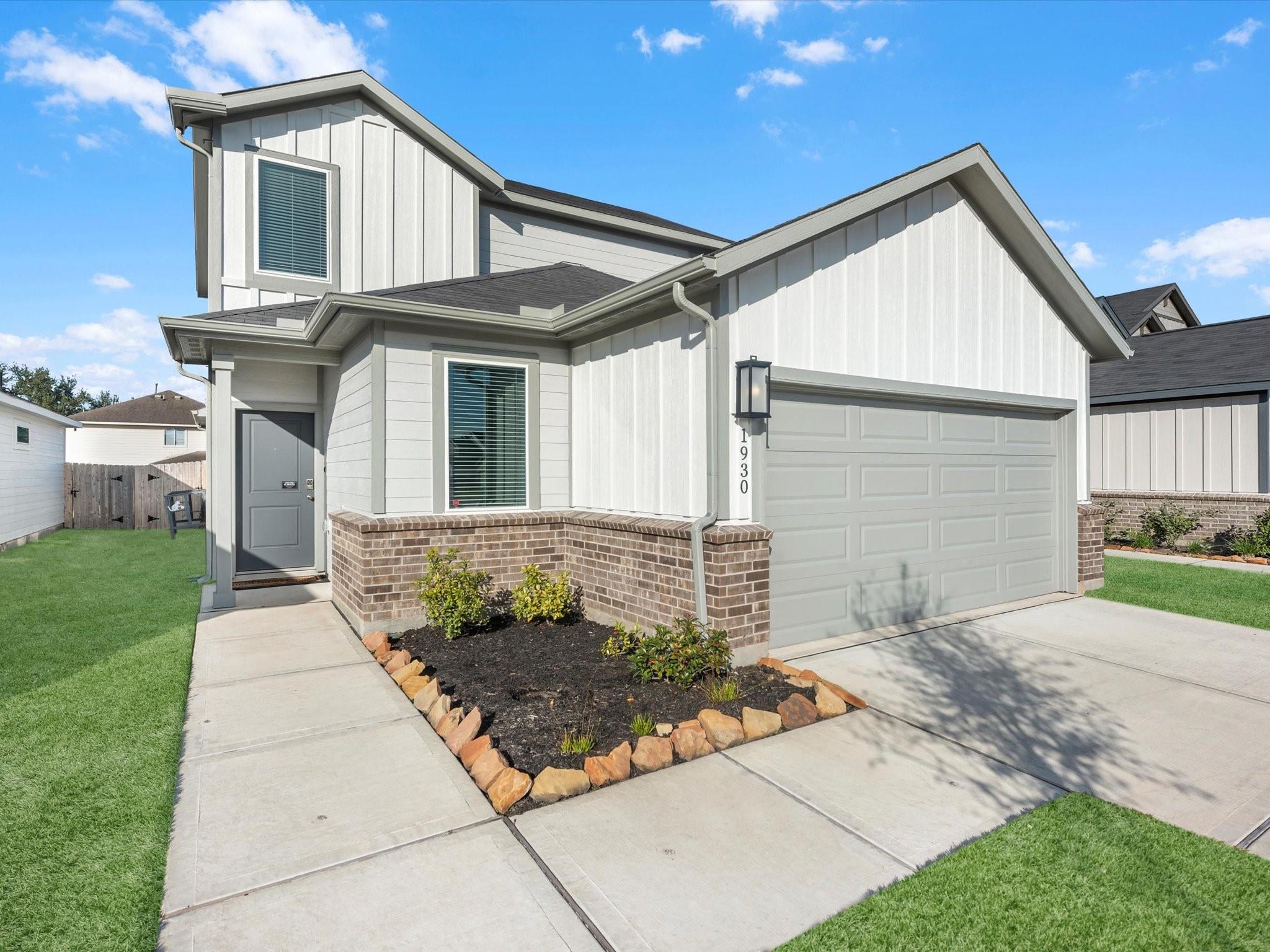 1930 Whispering River Drive