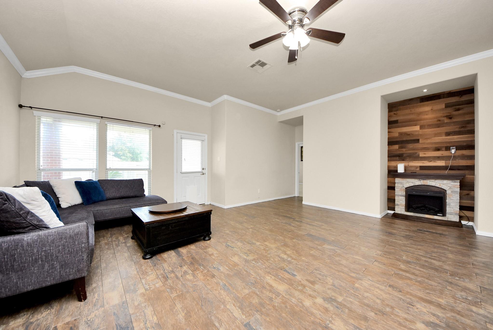 6611 Hawkins Hill Lane