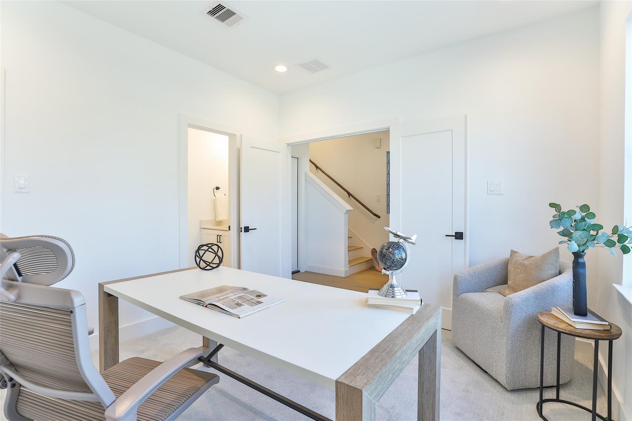 1020 W 15th 1/2 Street # B