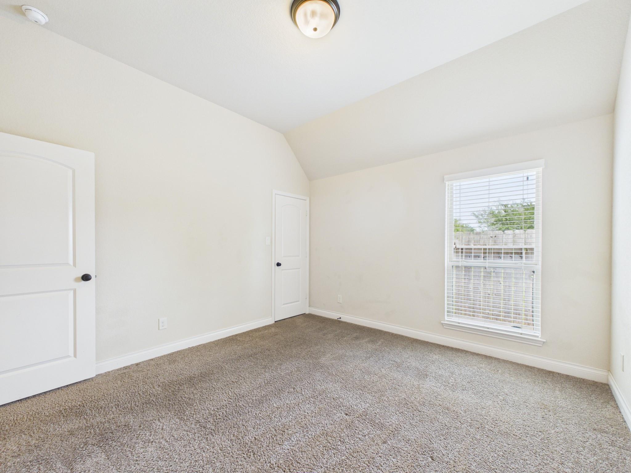 2807 Naples Park Lane