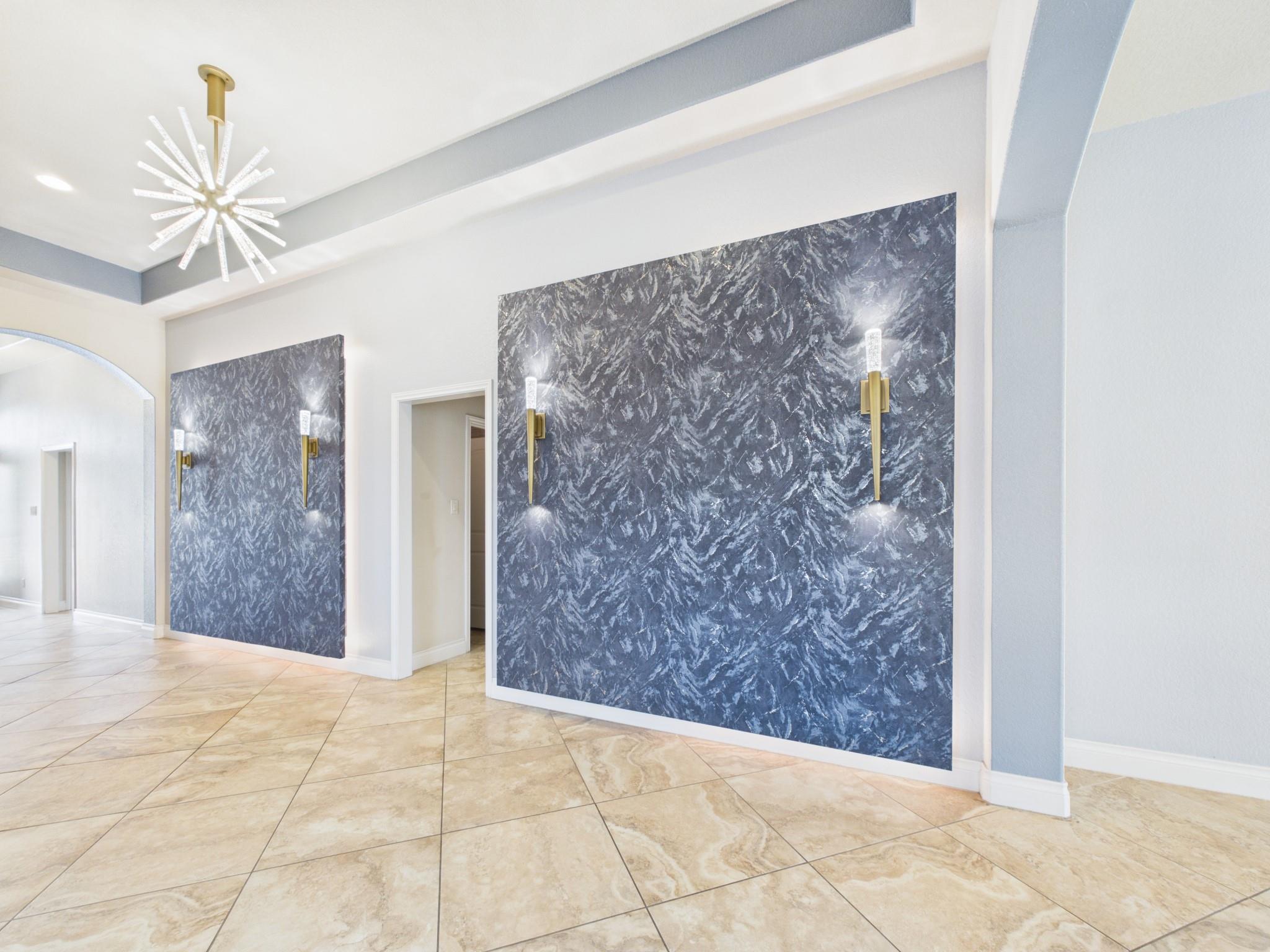 2807 Naples Park Lane