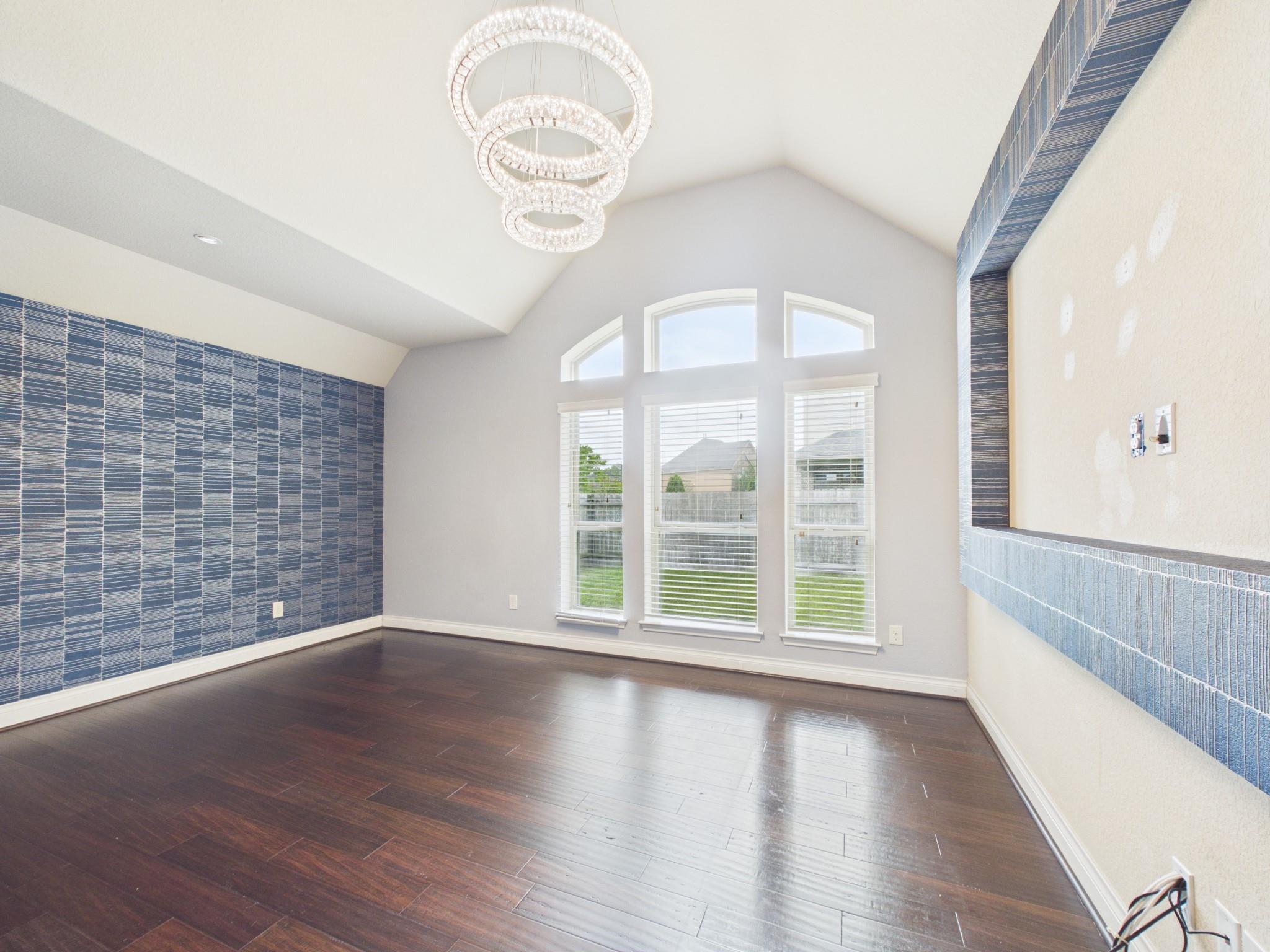 2807 Naples Park Lane