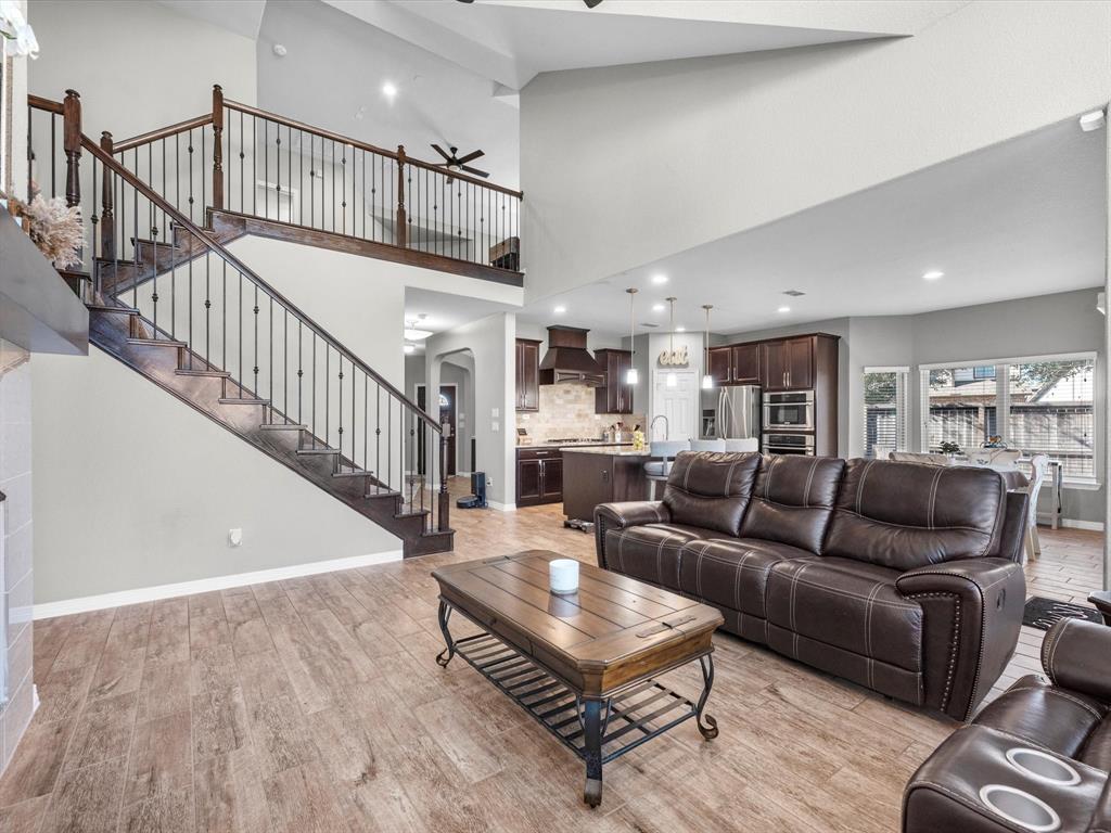 1014 Pretty Point Court