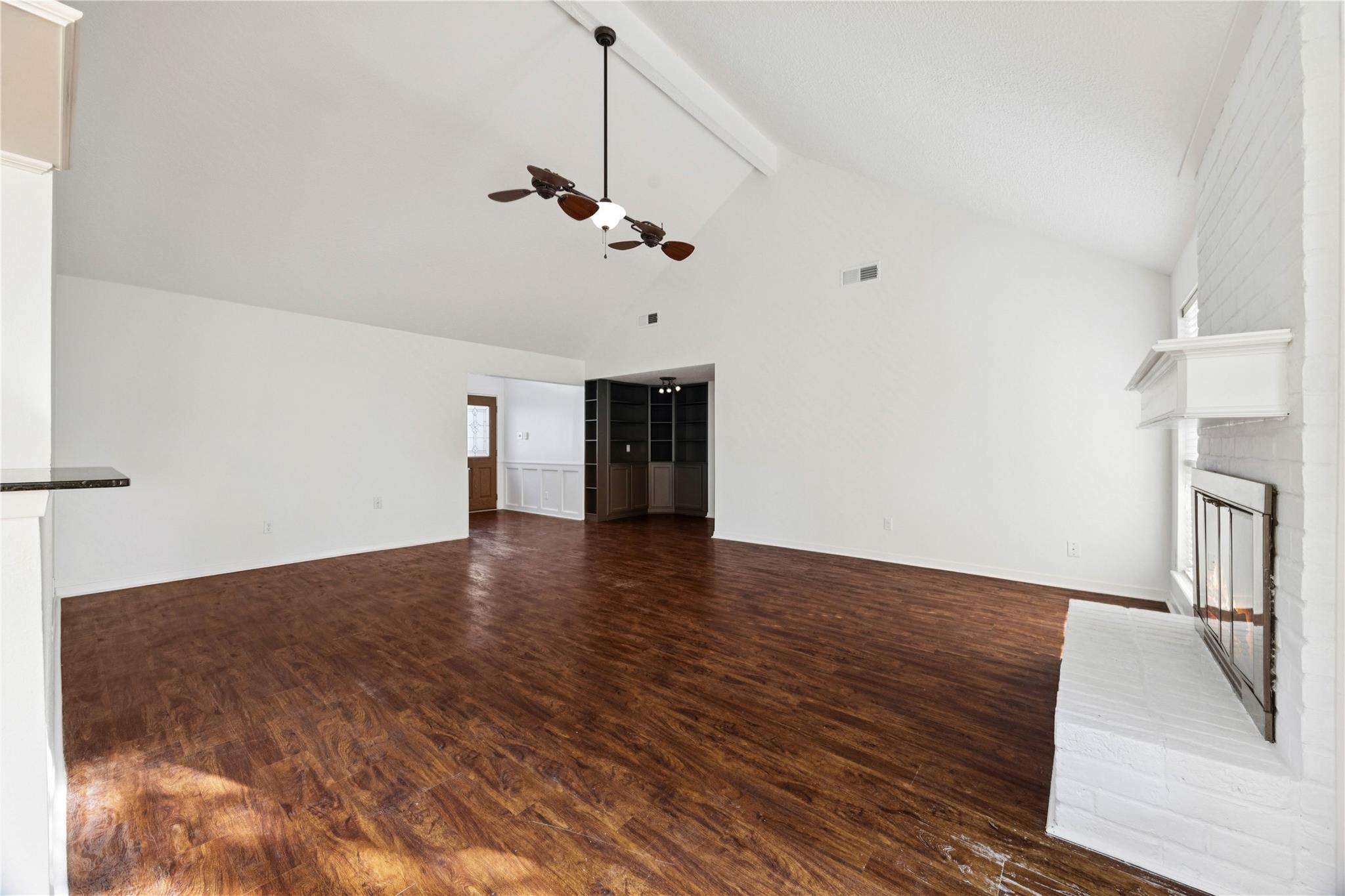 6611 Castle Lane Drive