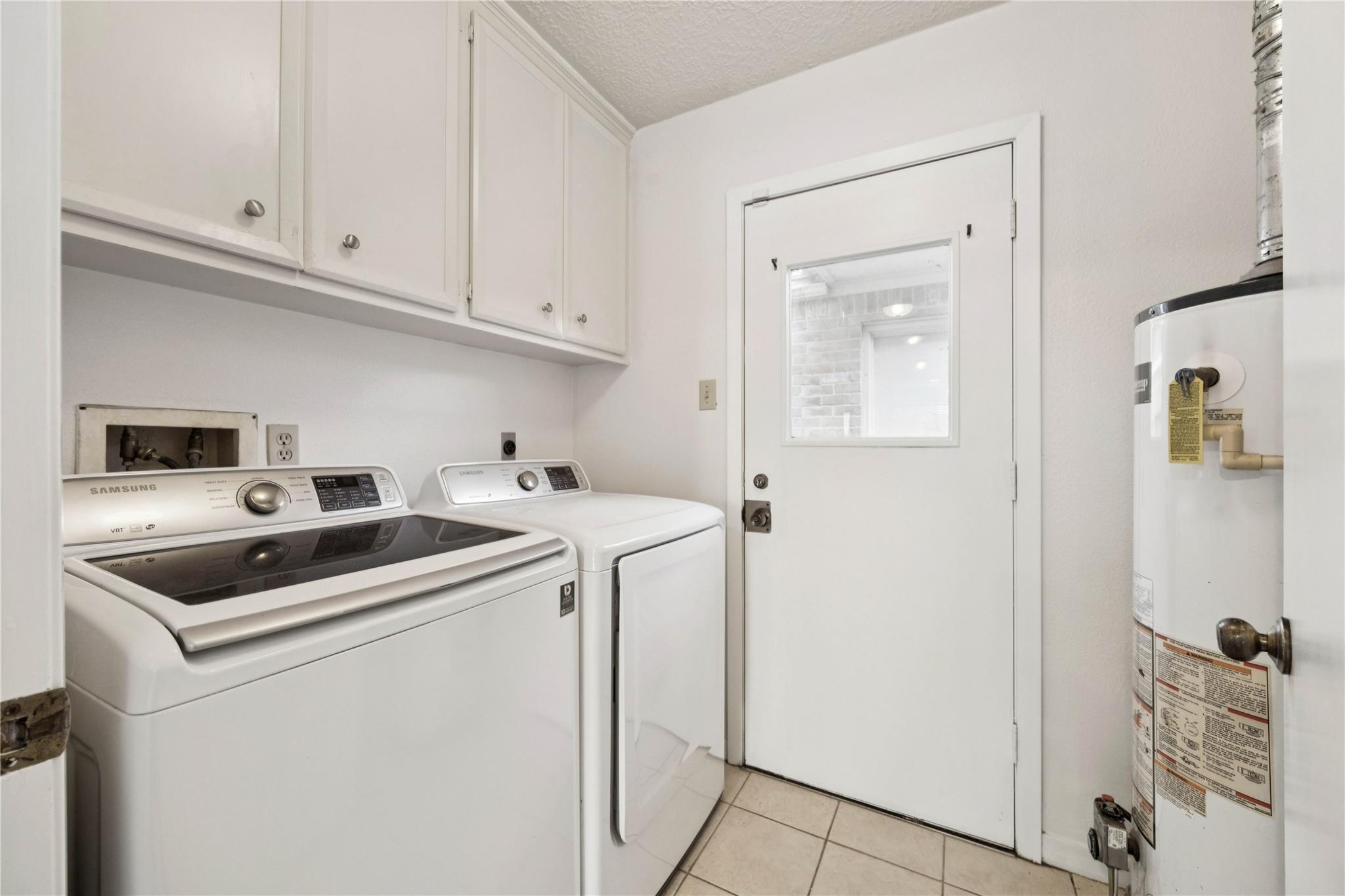 6611 Castle Lane Drive