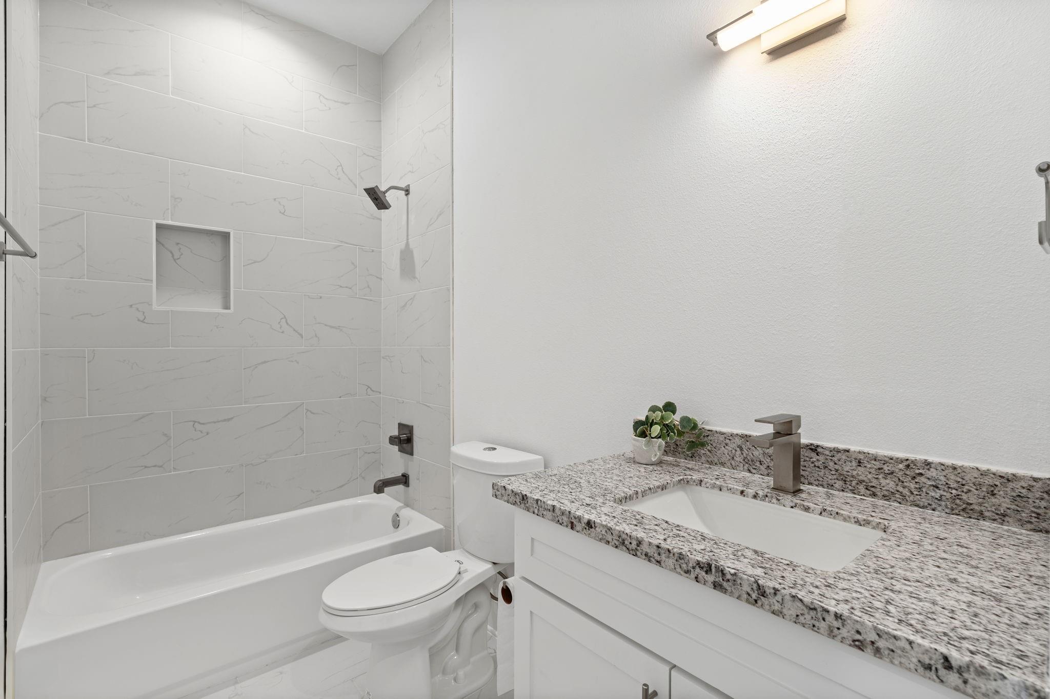 5608 Savyon Drive, Houston