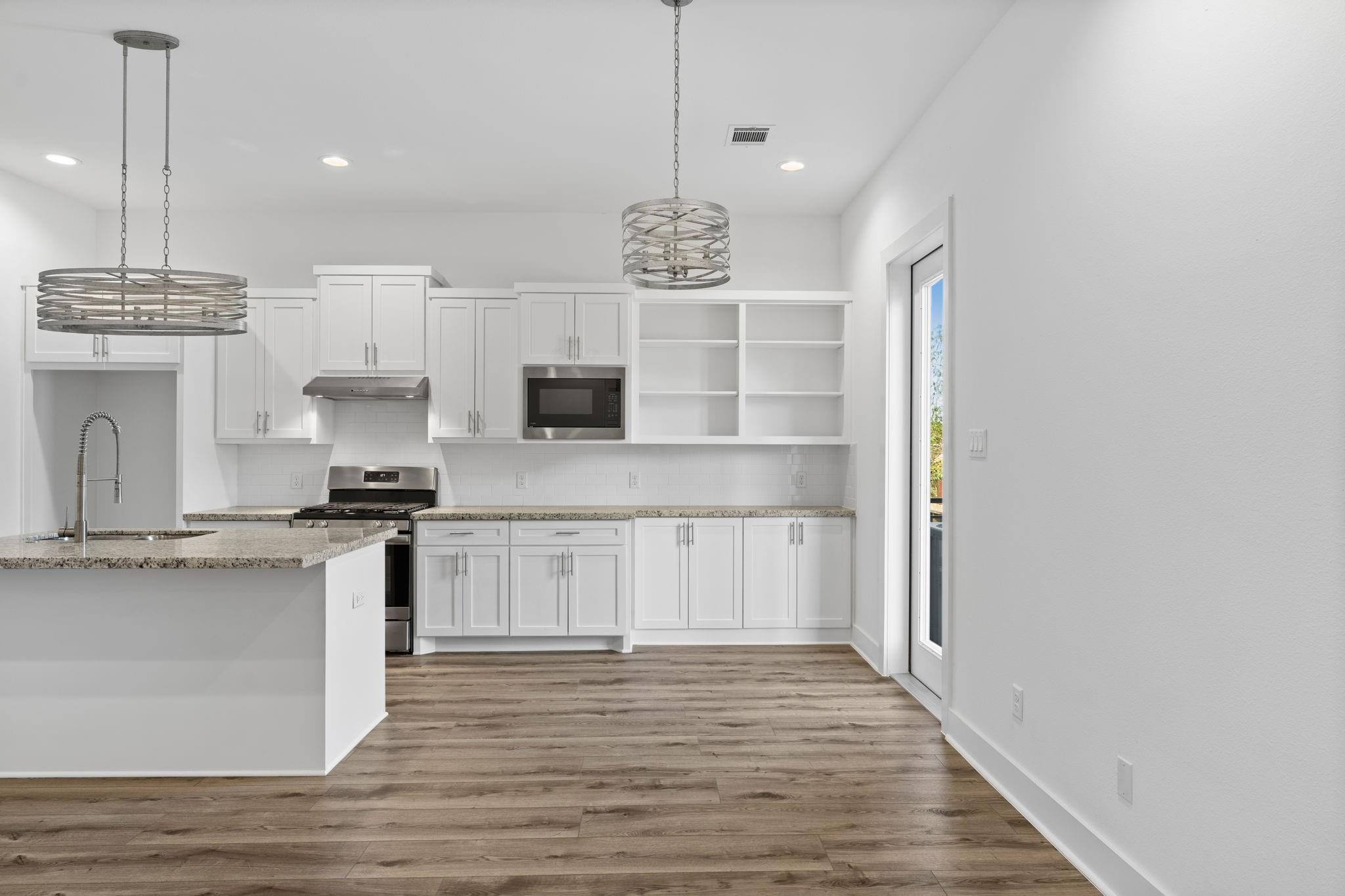 5608 Savyon Drive, Houston