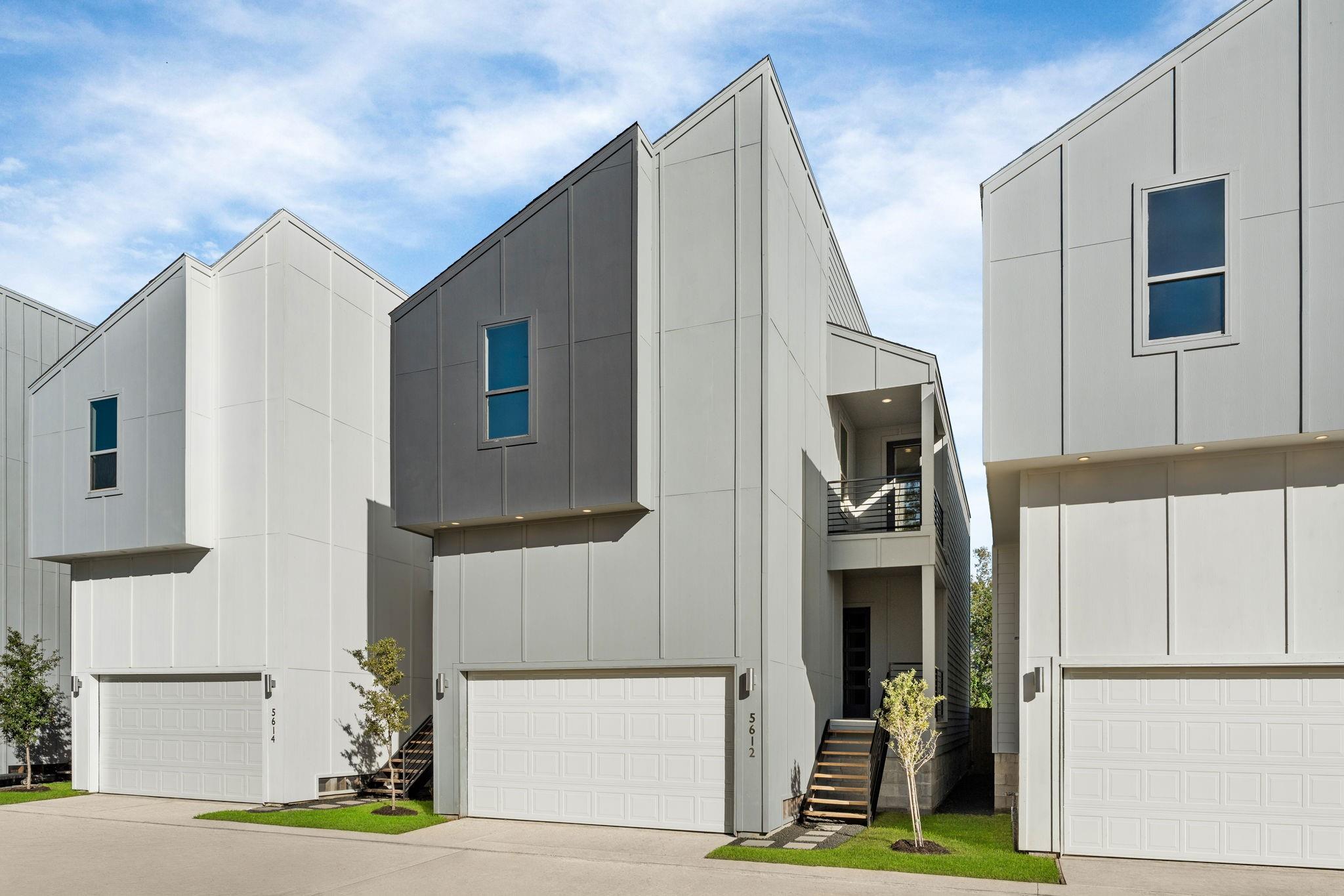 5608 Savyon Drive, Houston