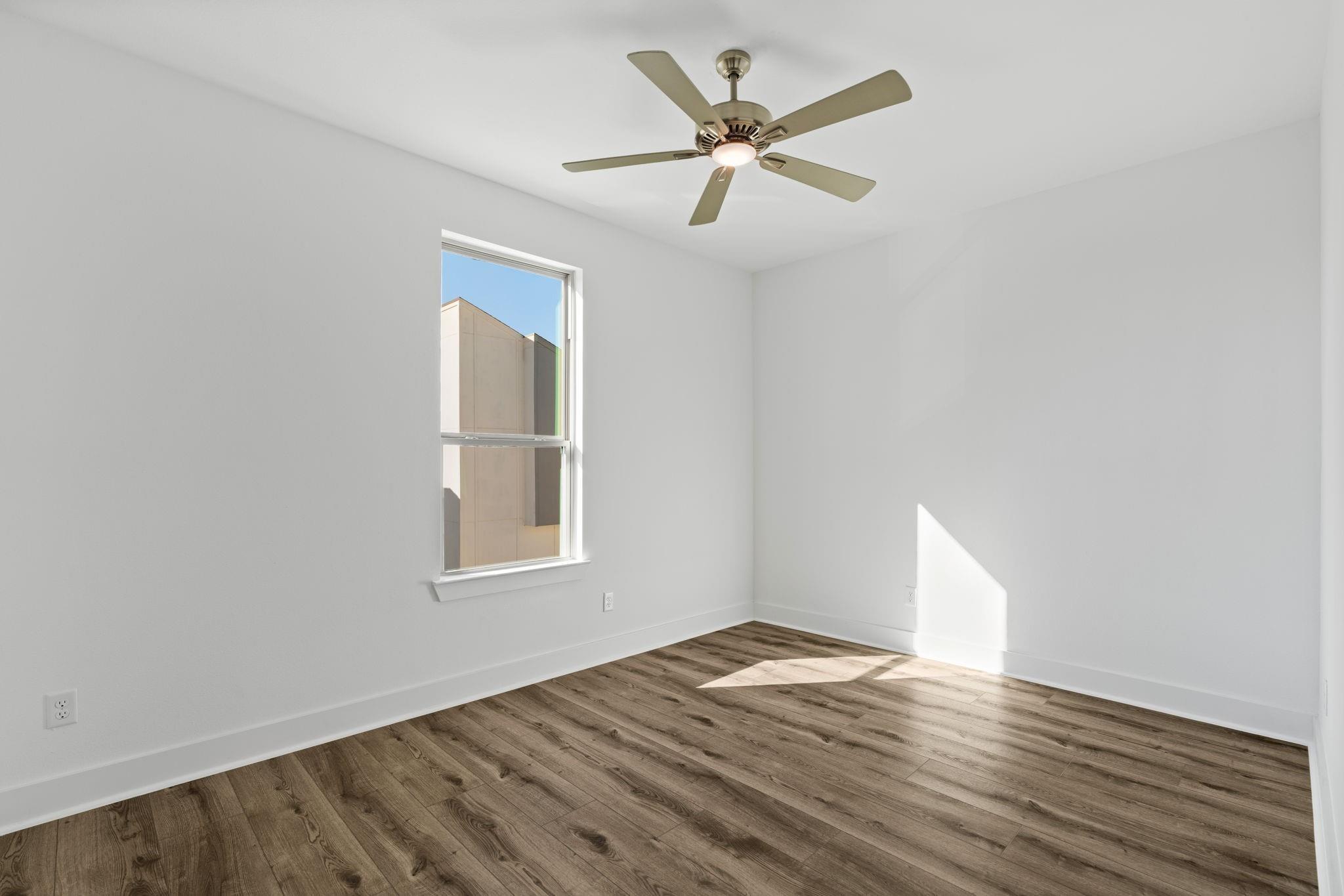 5608 Savyon Drive, Houston