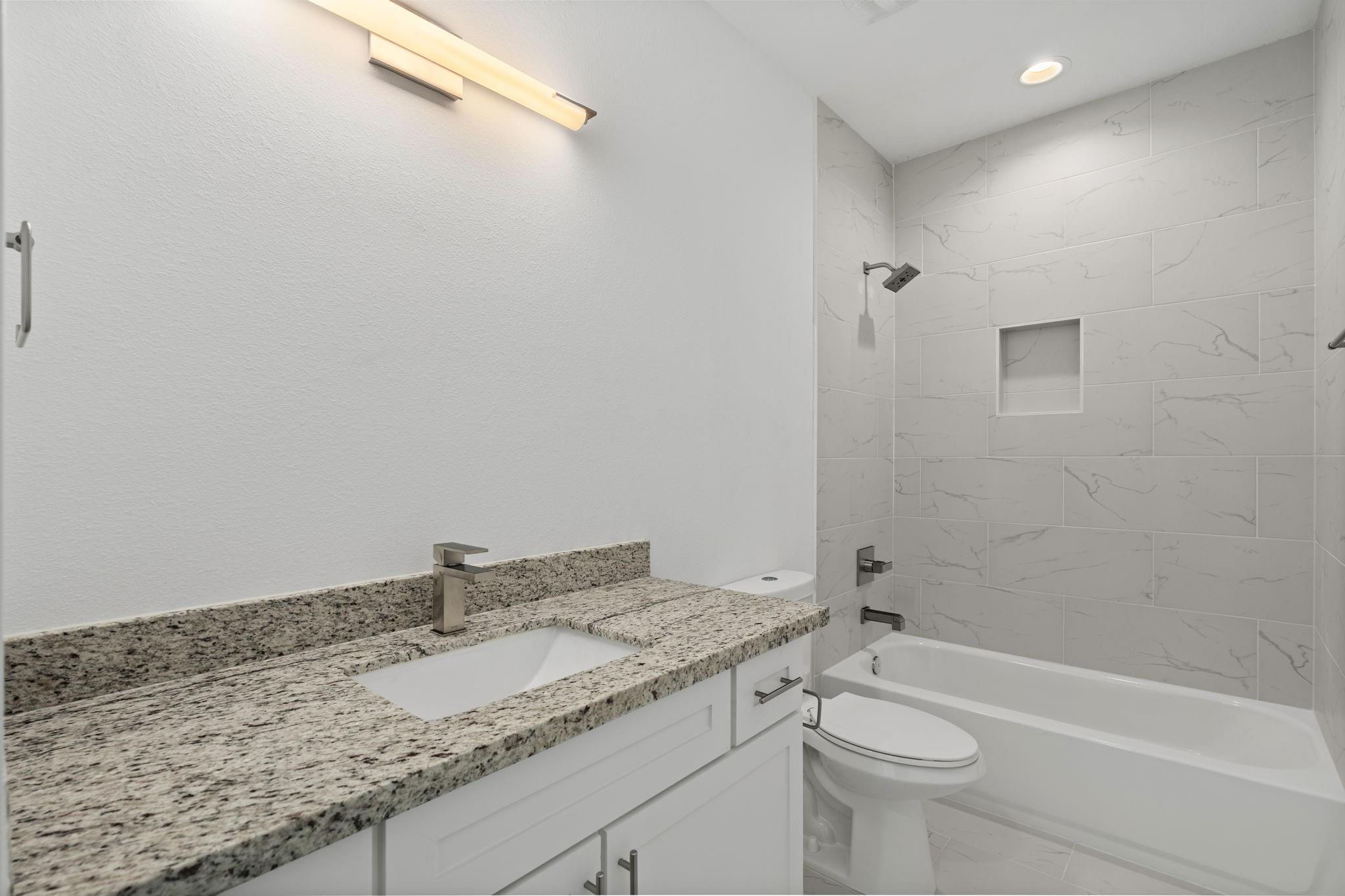 5608 Savyon Drive, Houston