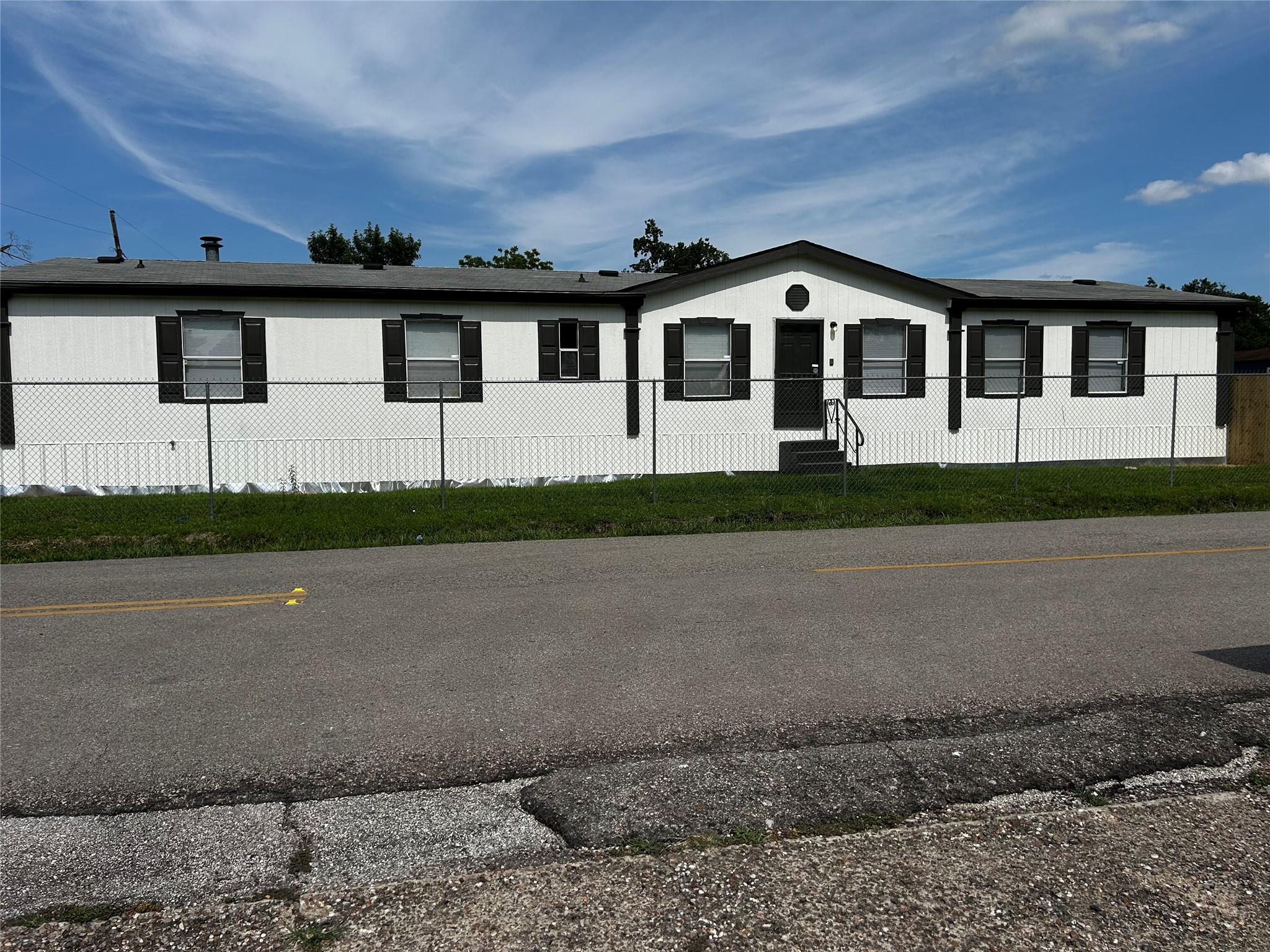 219 Blinkin Avenue
