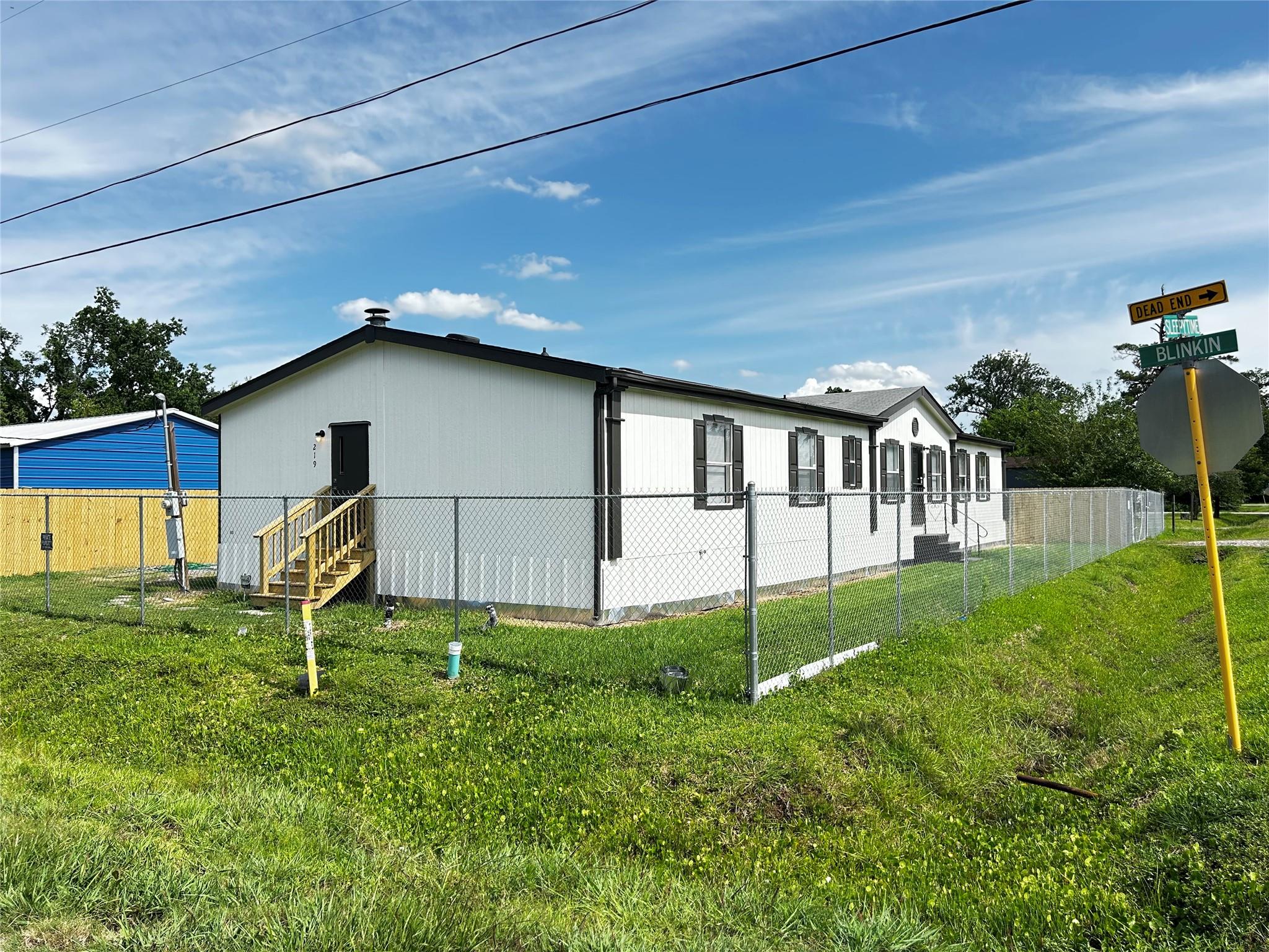 219 Blinkin Avenue