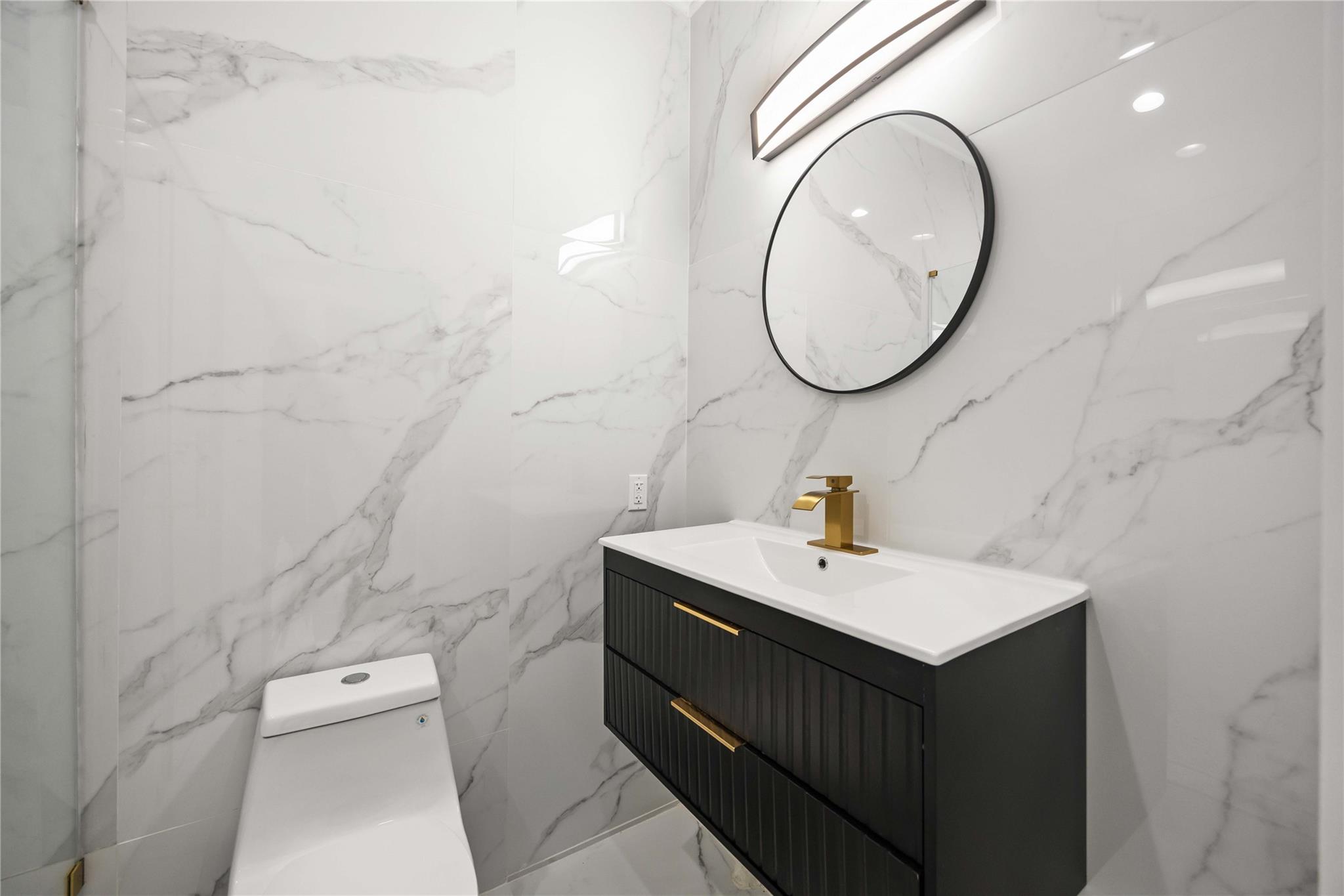 1413 Stanford Street