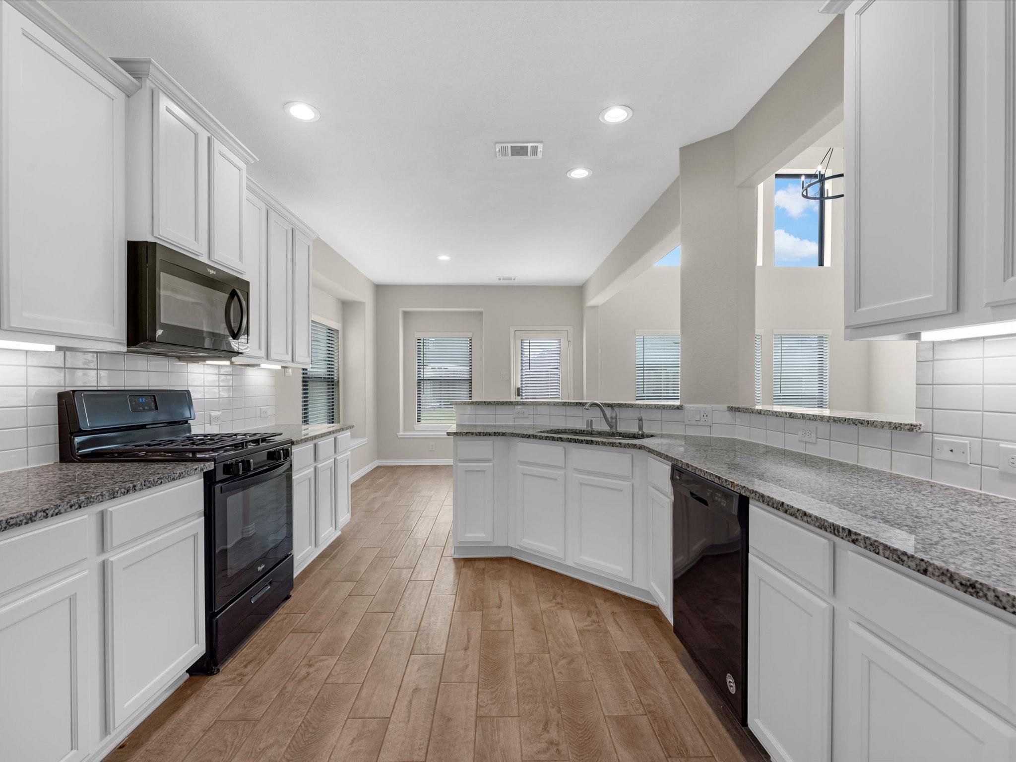 40575 Goldeneye Place
