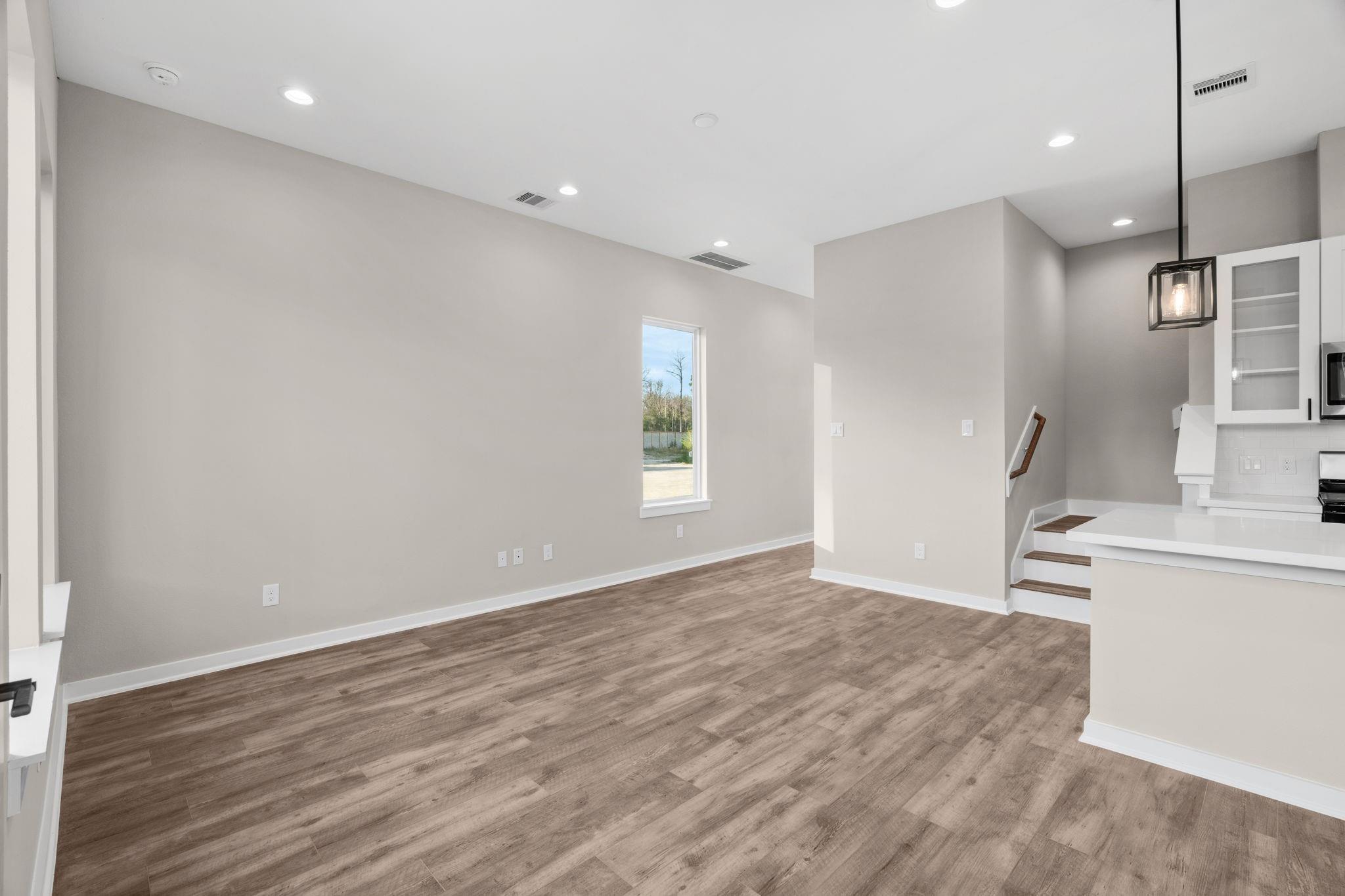 5925 Wheatley Lane