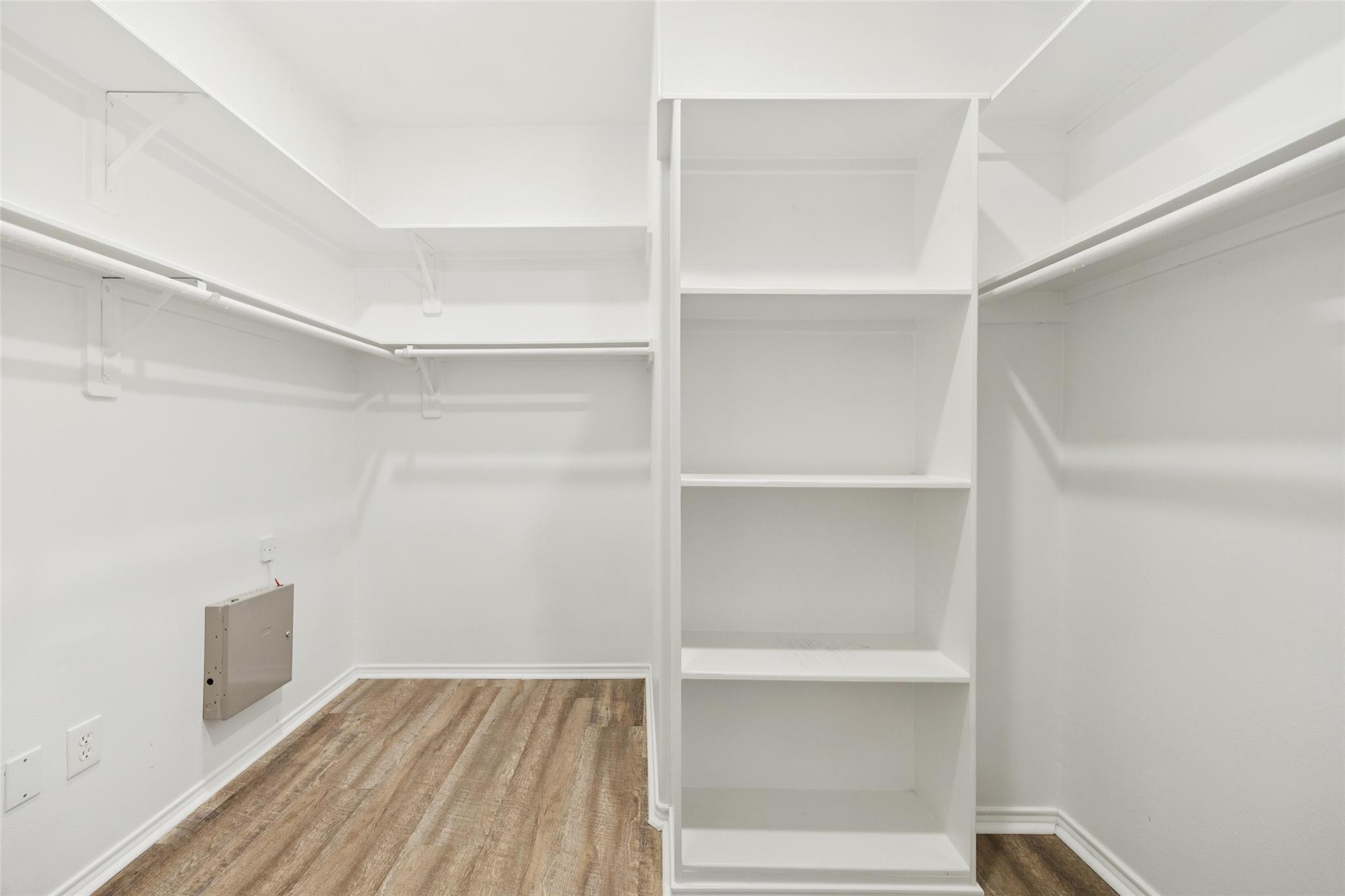 5310 Gibralter Place