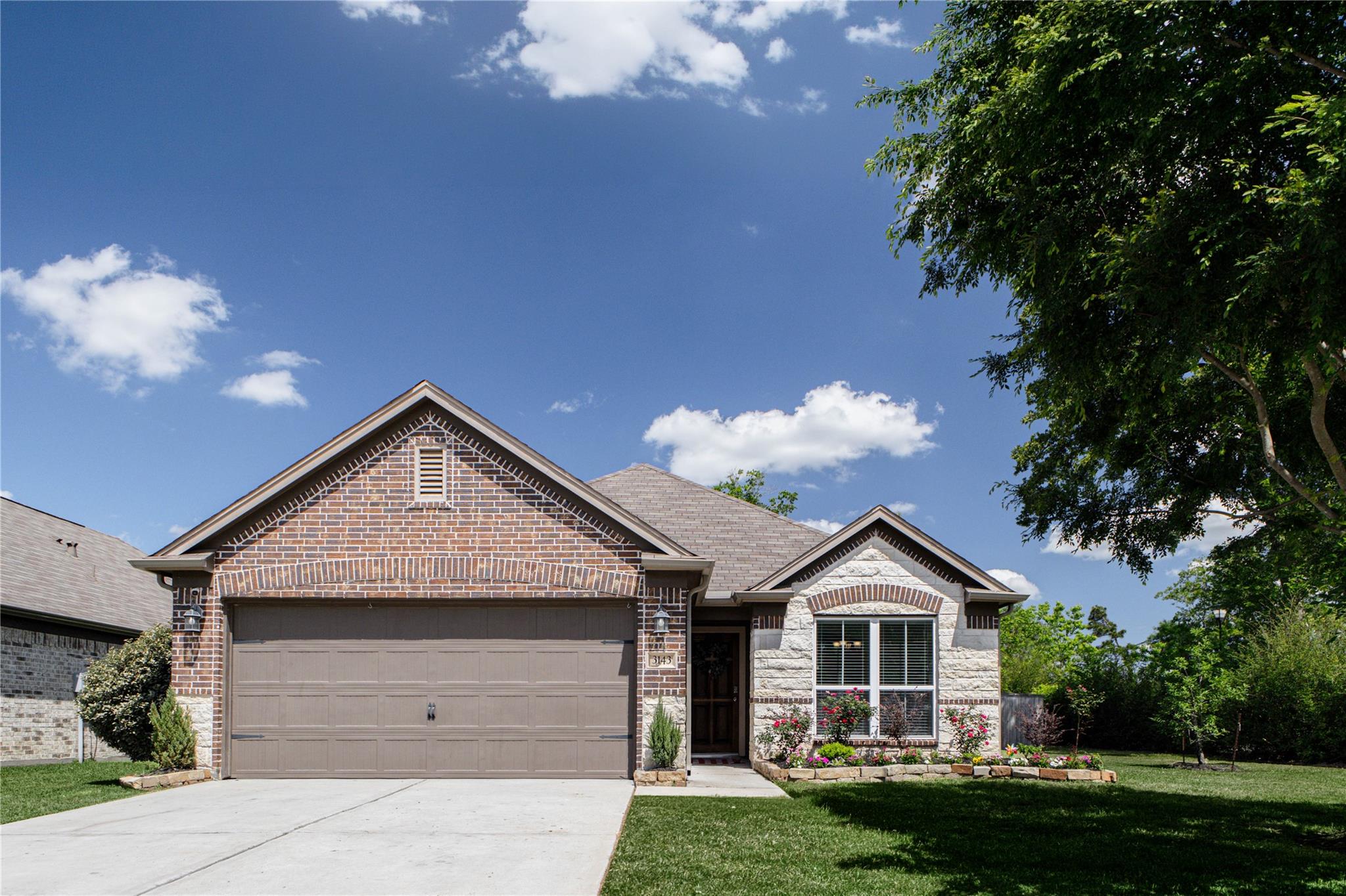 3143 Soaring Pines Trail