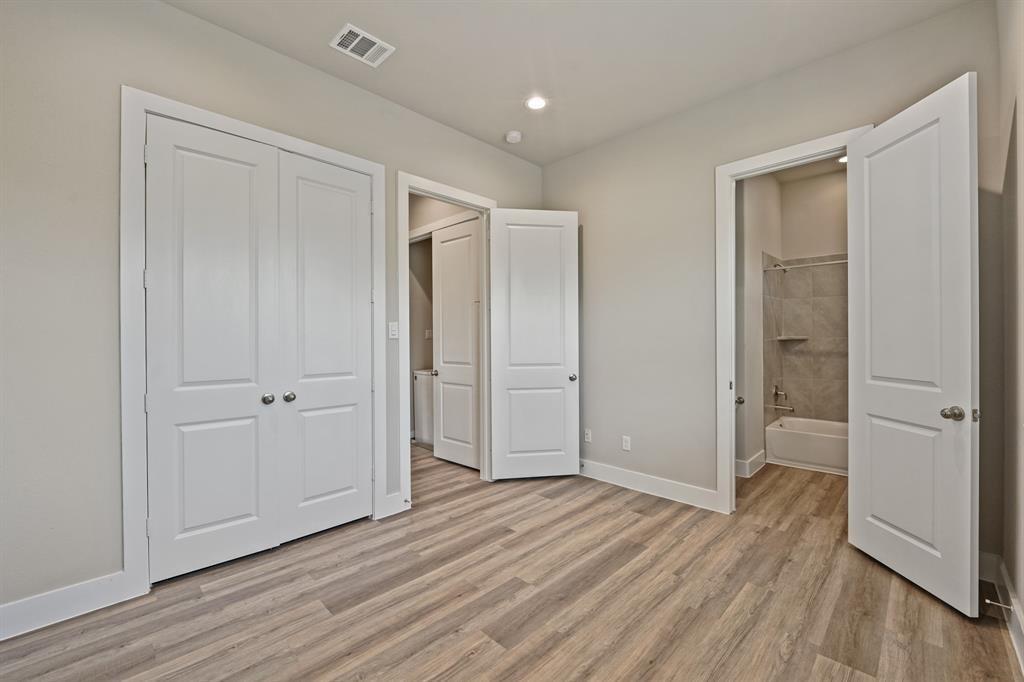 9016 Lonestar Creekbend Lane