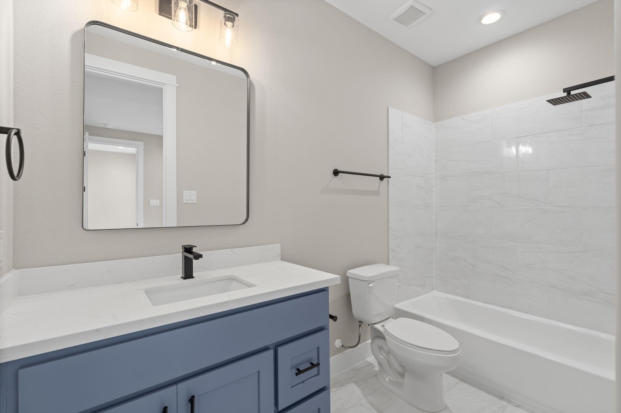 5822 Highland Sun Lane