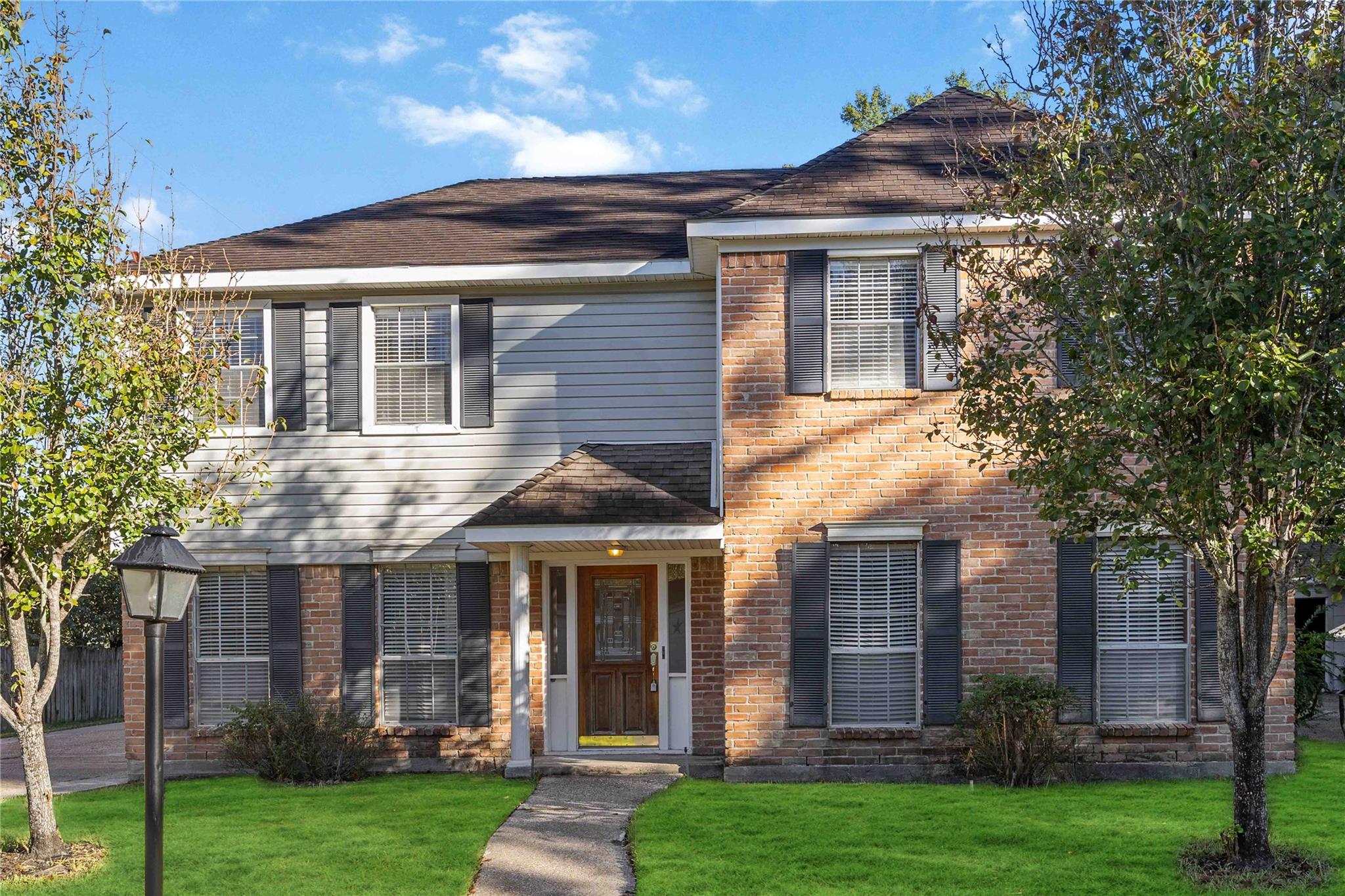 5411 Mossy Timbers Drive