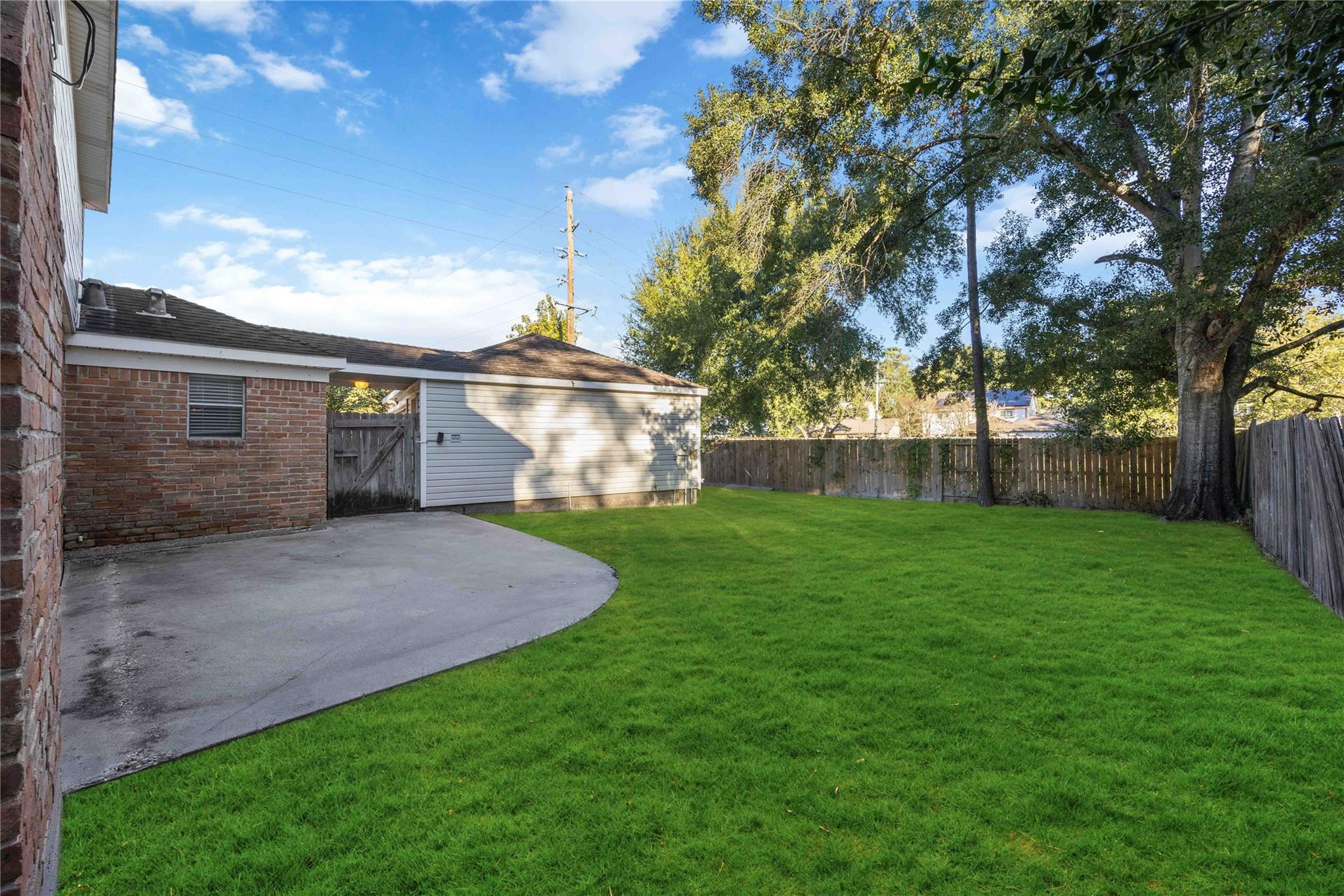 5411 Mossy Timbers Drive