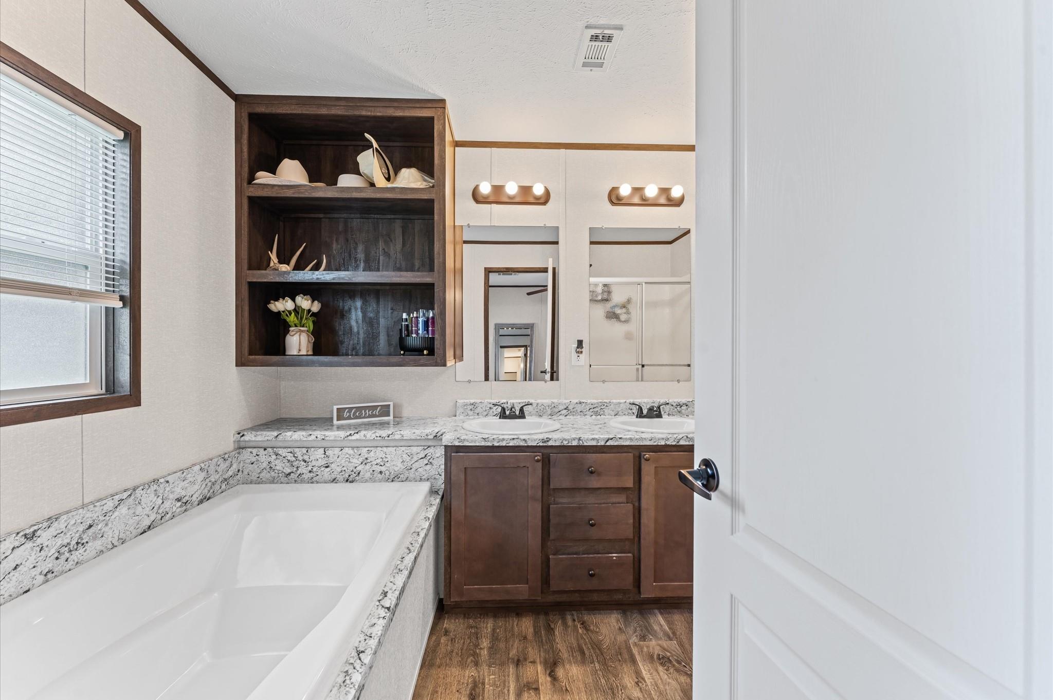 300 County Road 3554