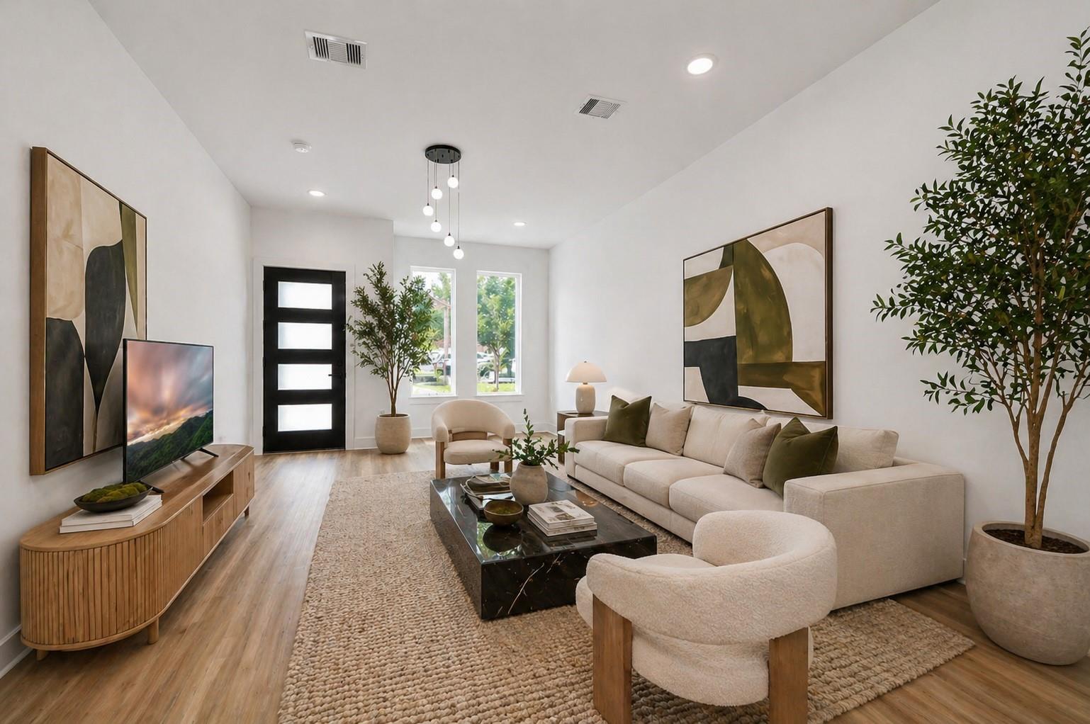 8119 Sterlingshire Street Unit: A/B