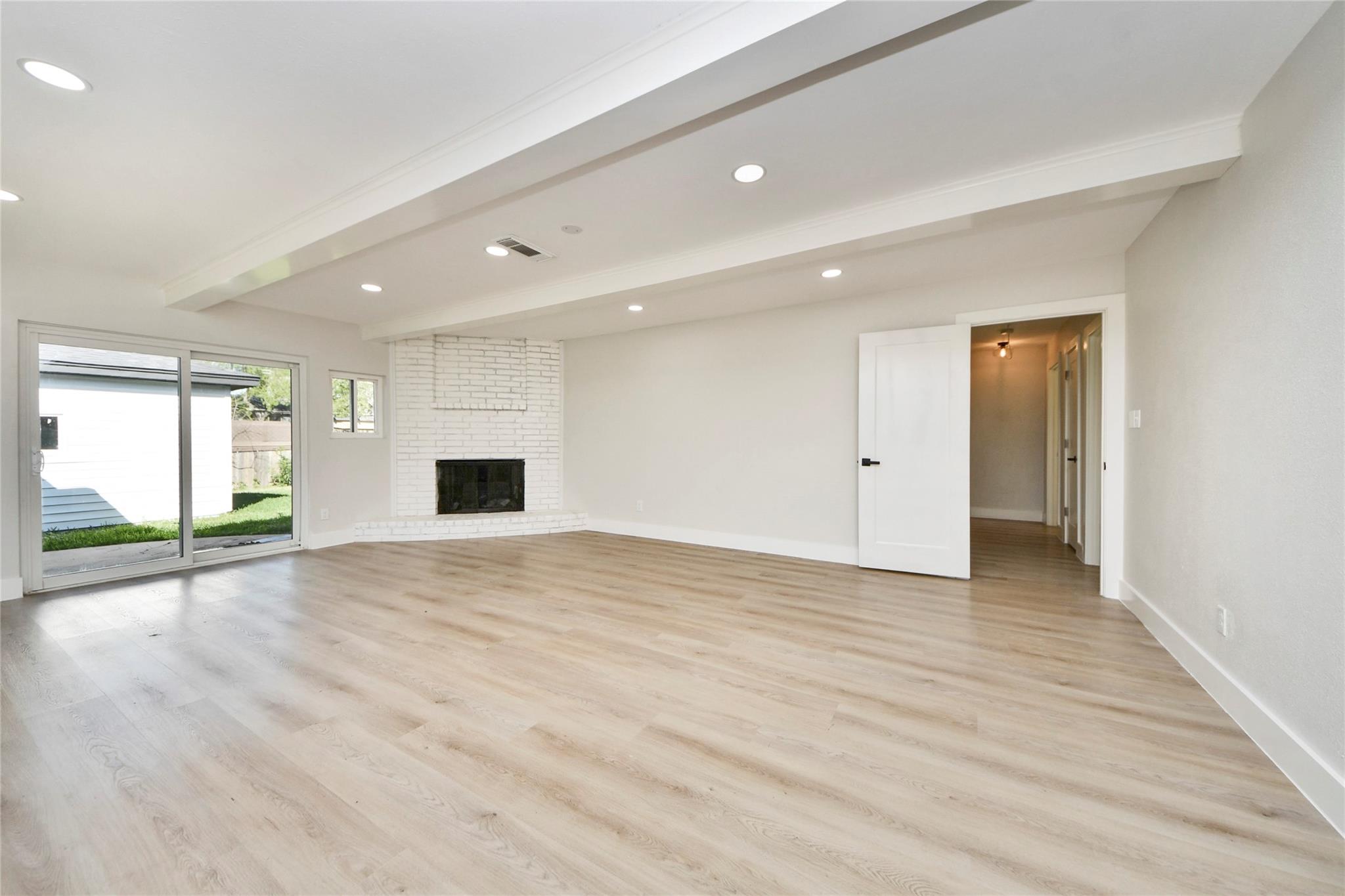 8114 Pella Drive
