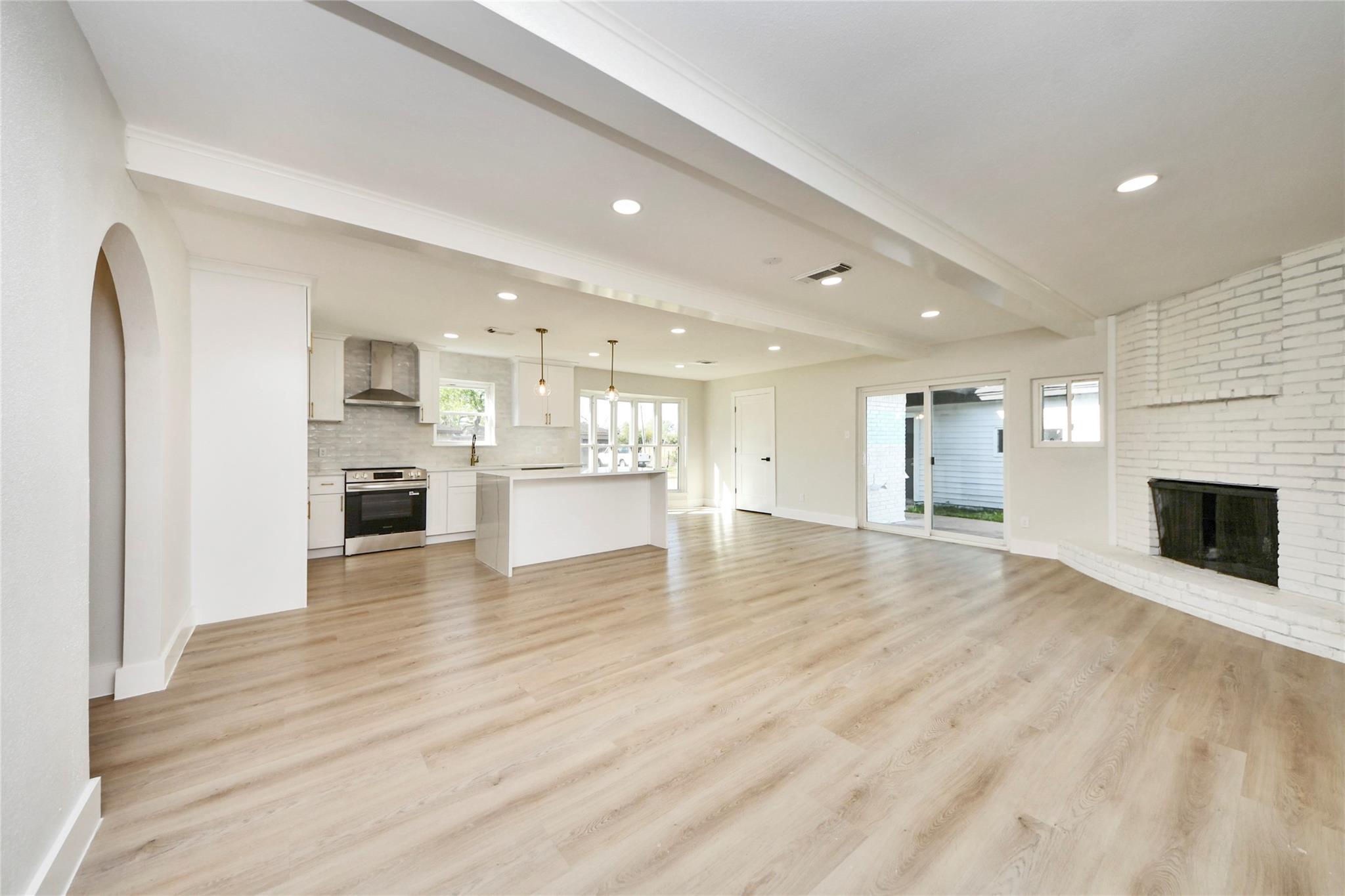 8114 Pella Drive