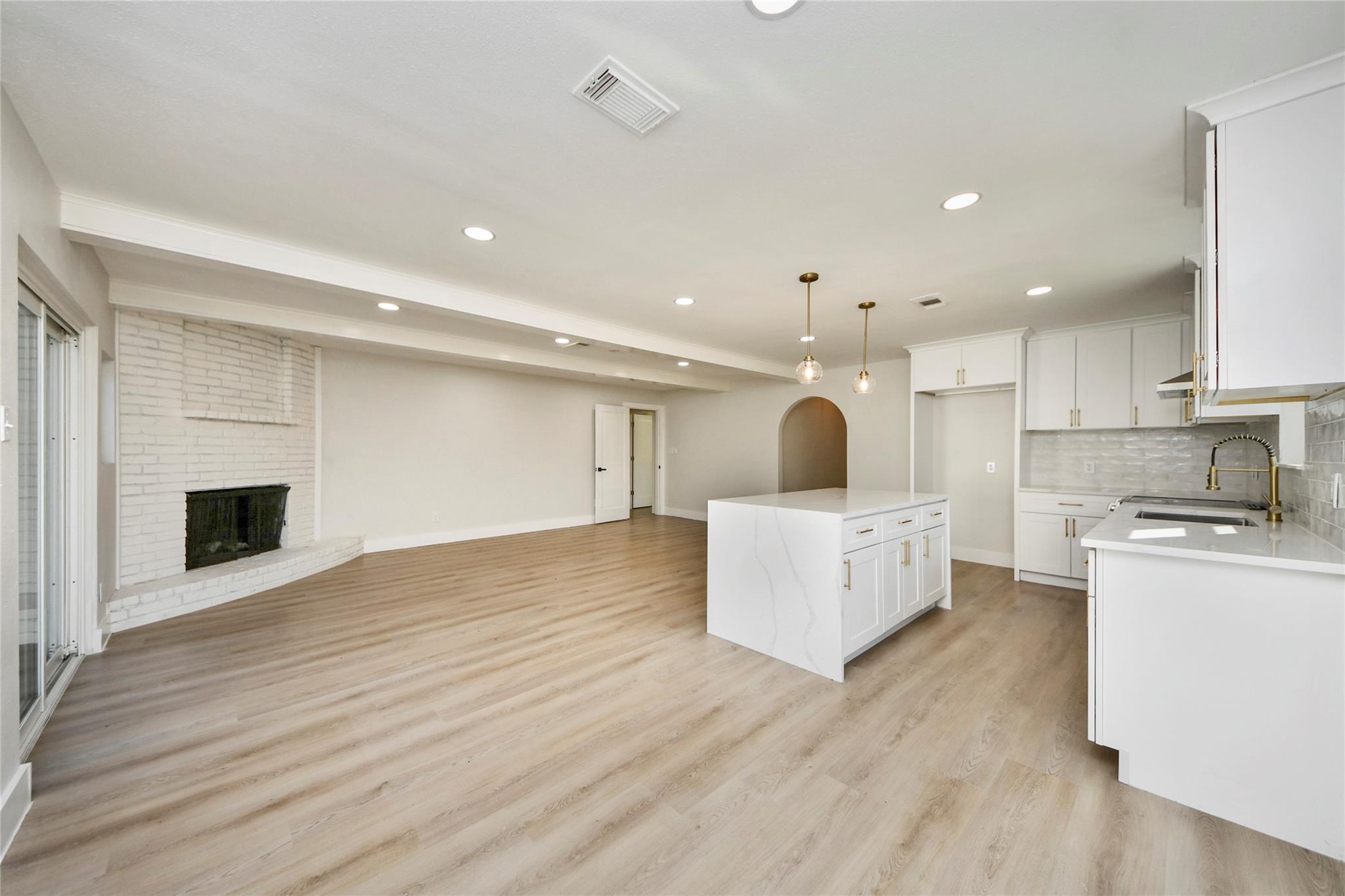 8114 Pella Drive