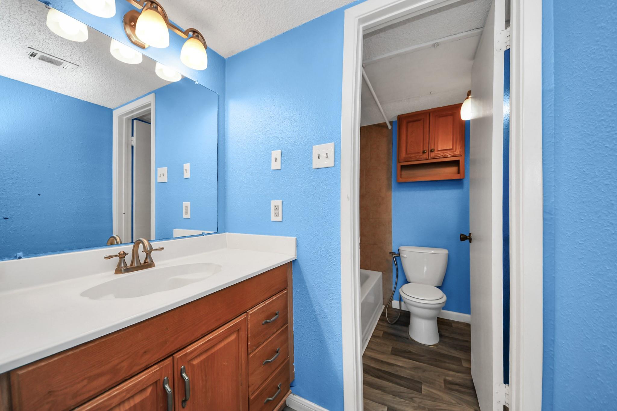 1516 Bay Area Boulevard # F8