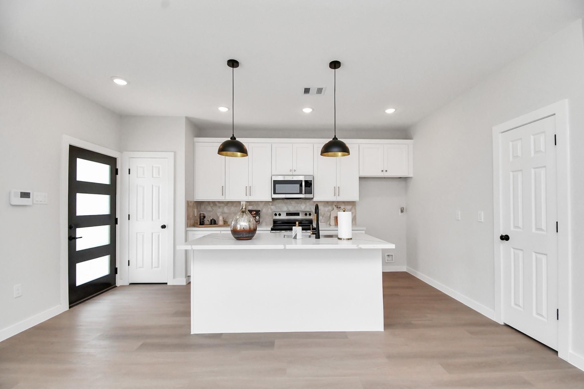 7926 Gladstone Street # B