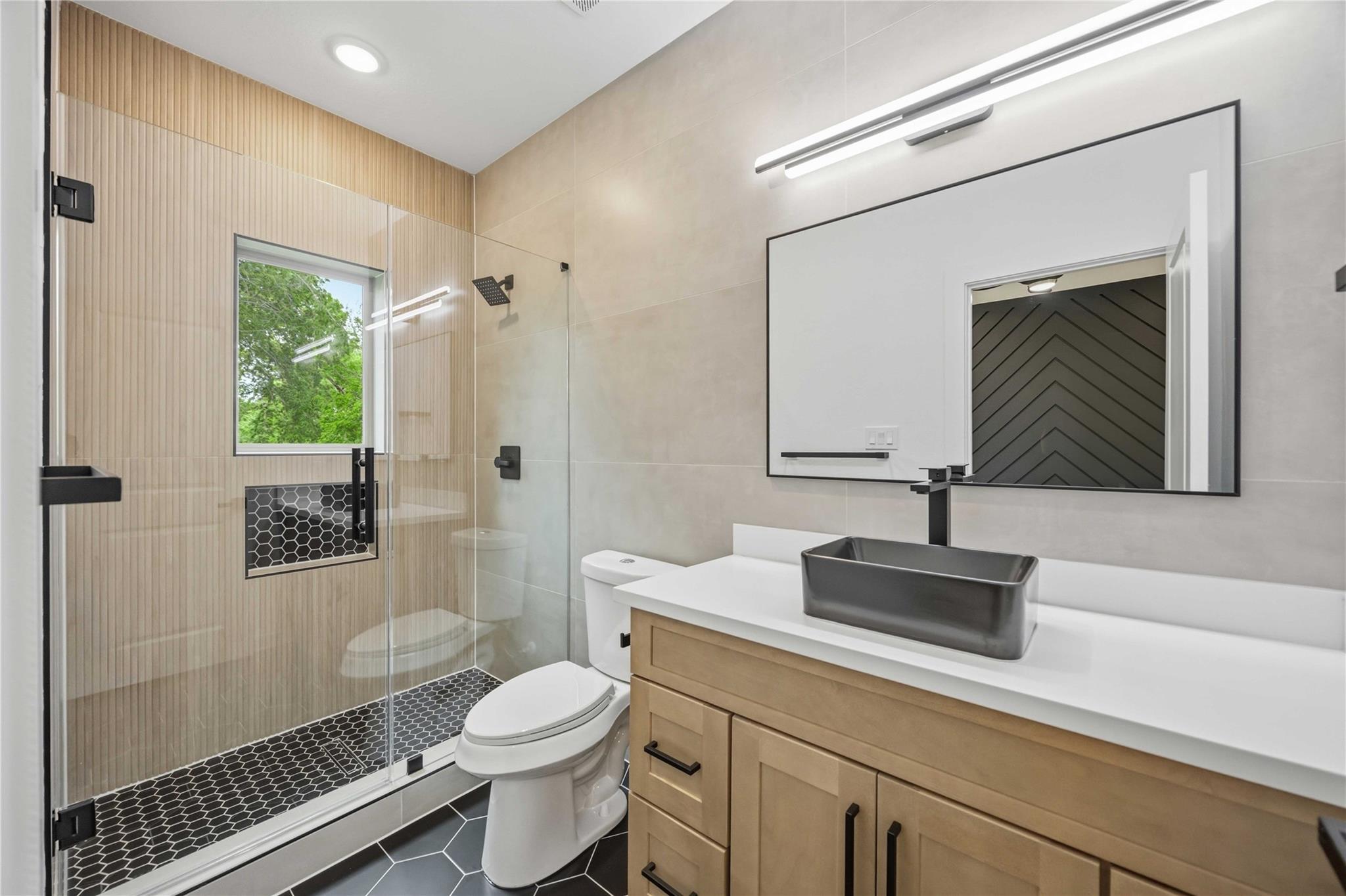 8205 Safebuy Street Unit: A/B