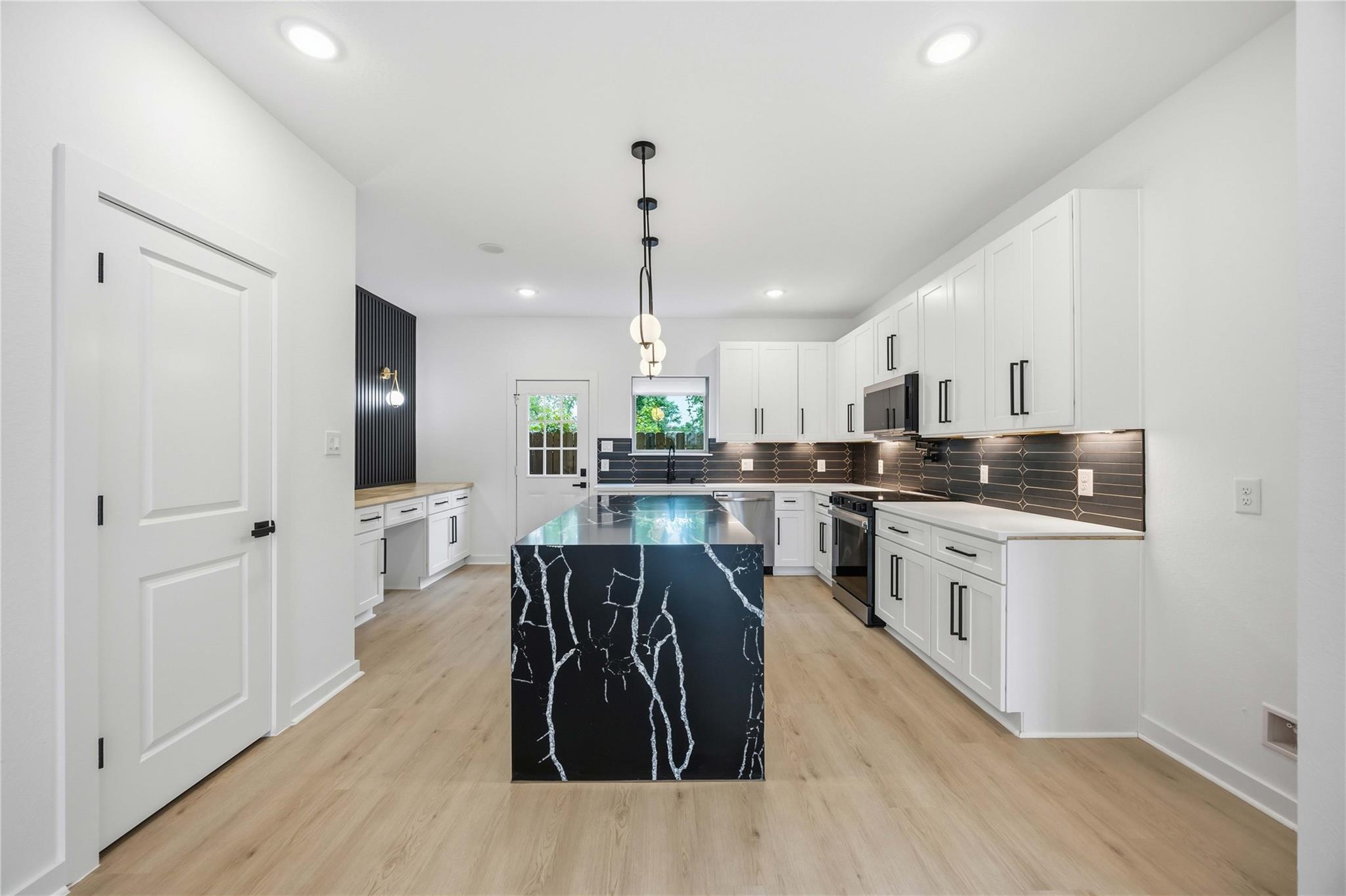 8205 Safebuy Street Unit: A/B