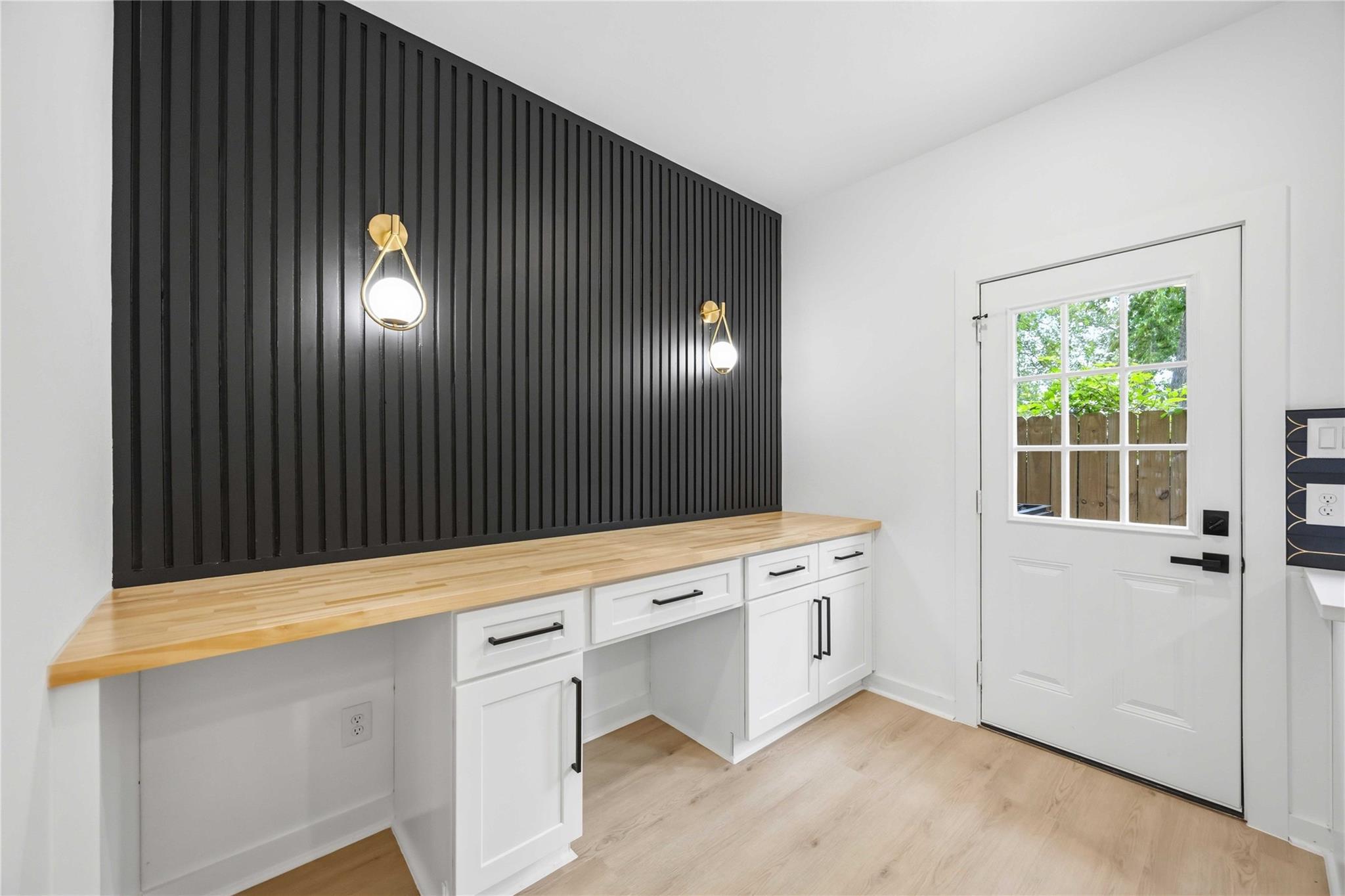 8205 Safebuy Street Unit: A/B