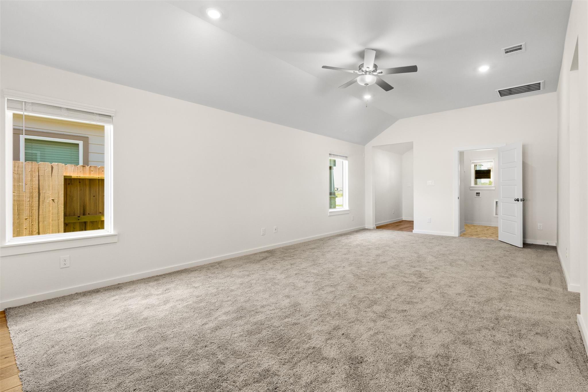 6643 Escondido Drive