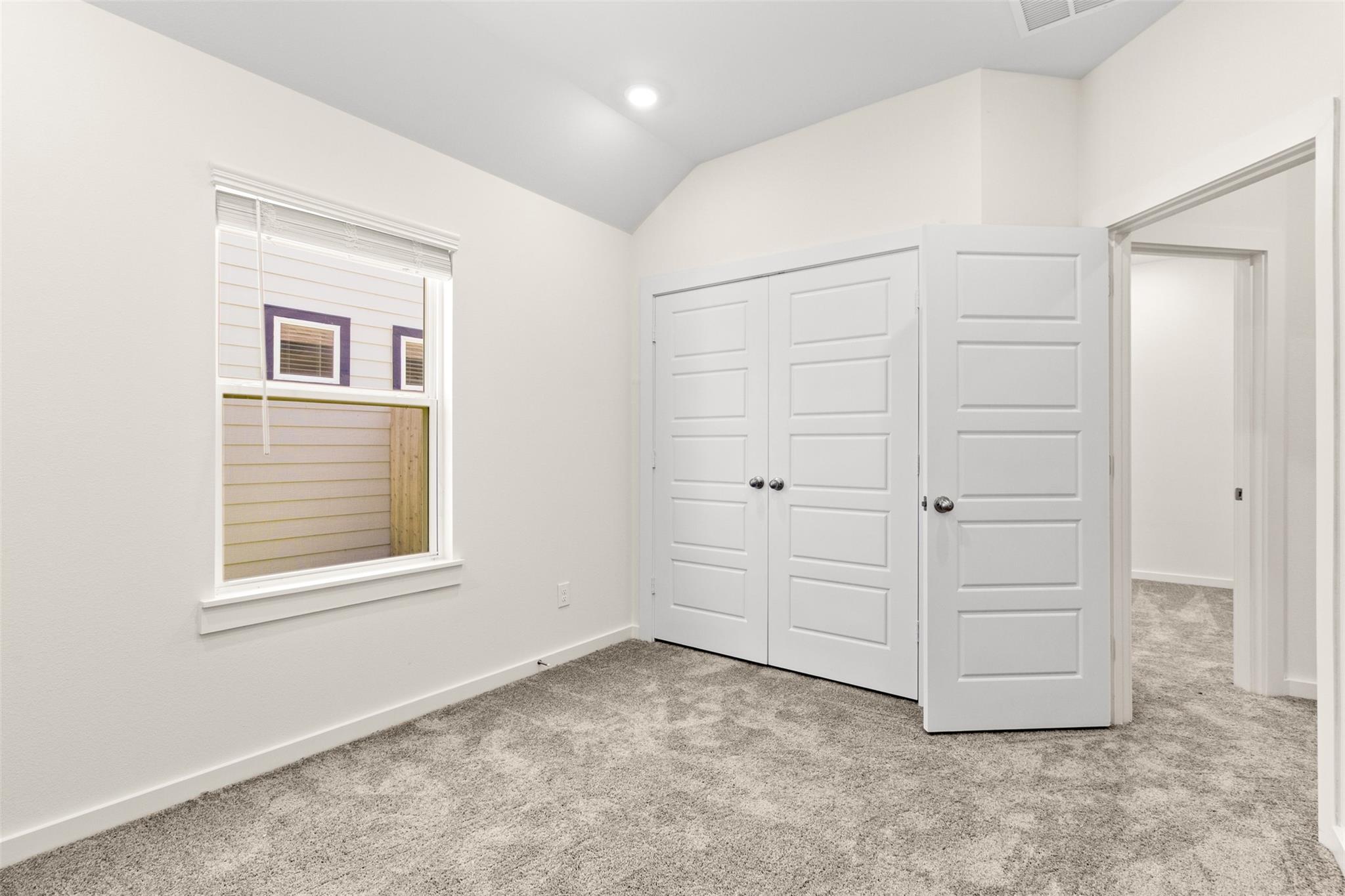 6643 Escondido Drive