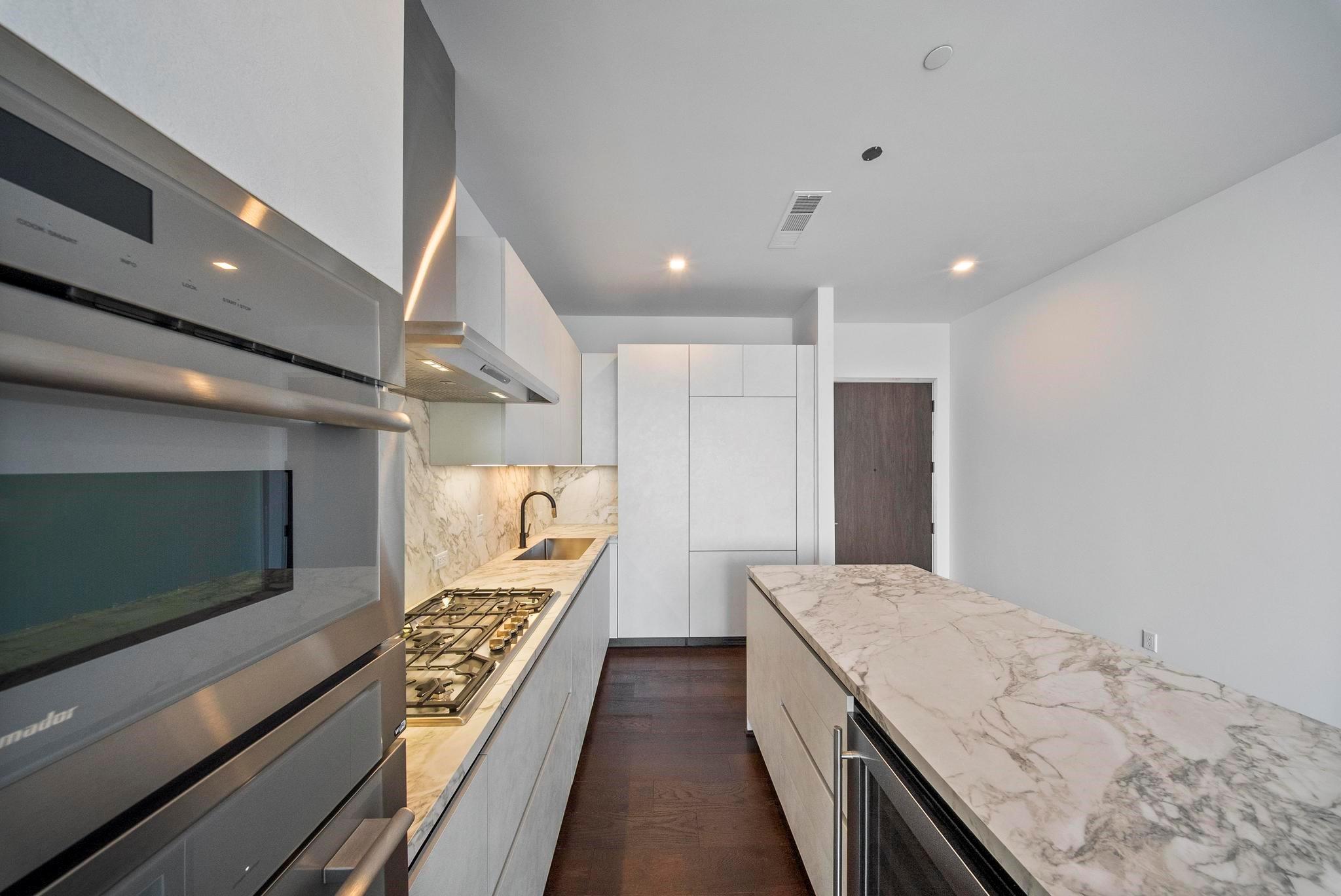 1711 Allen Parkway # 1802