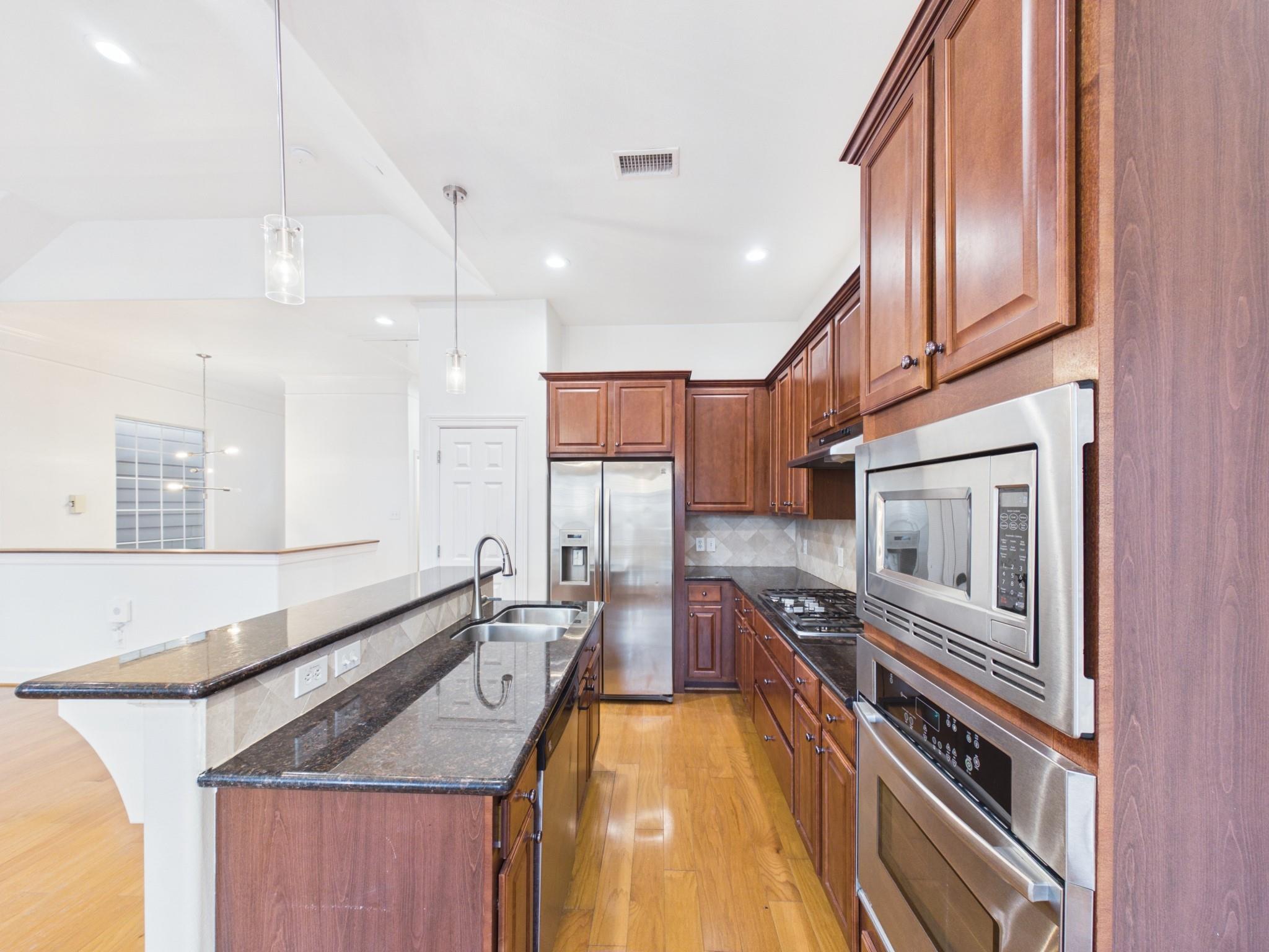 10818 Almeda Park Drive