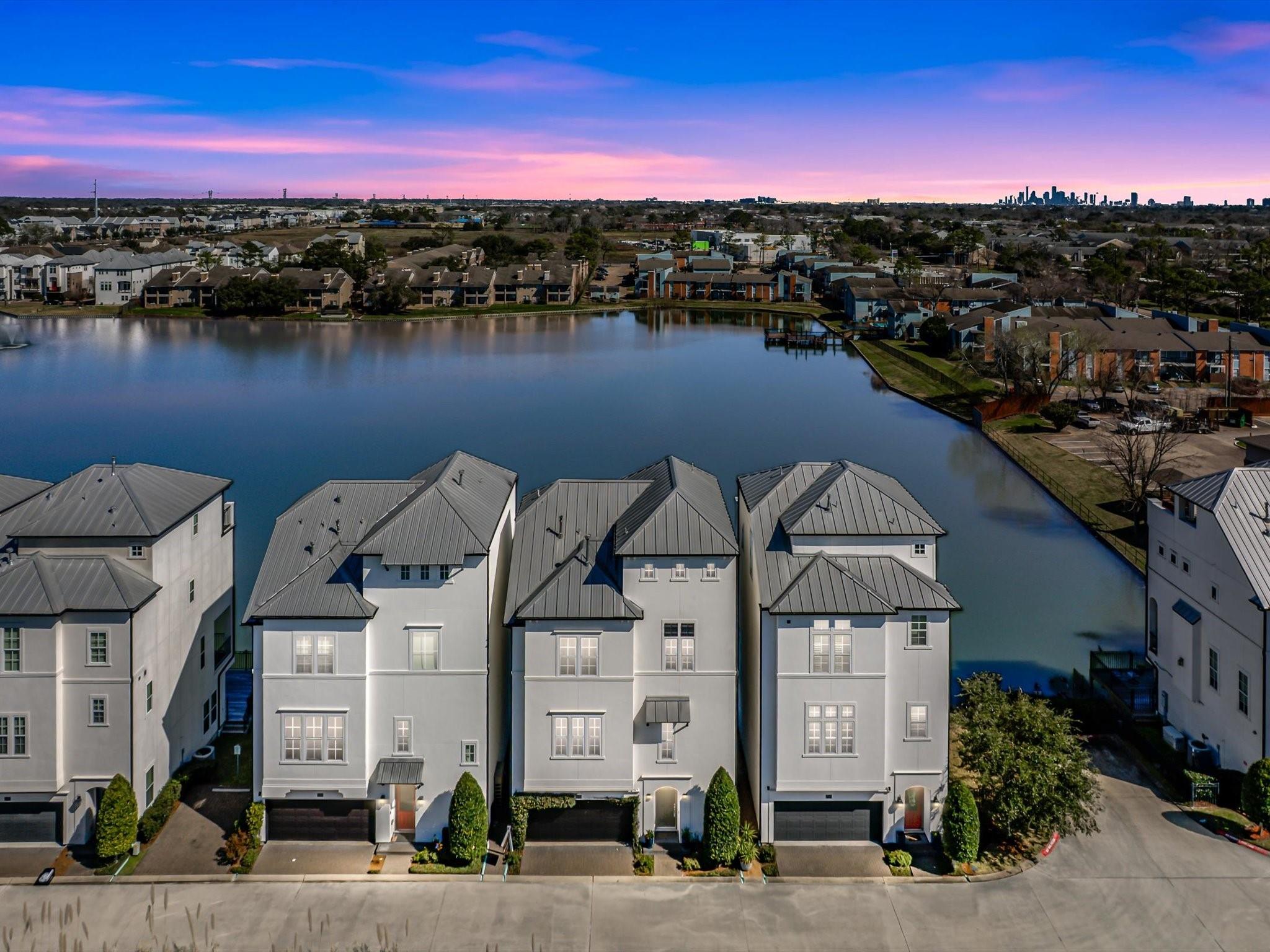 2110 Lakeshore Edge Drive