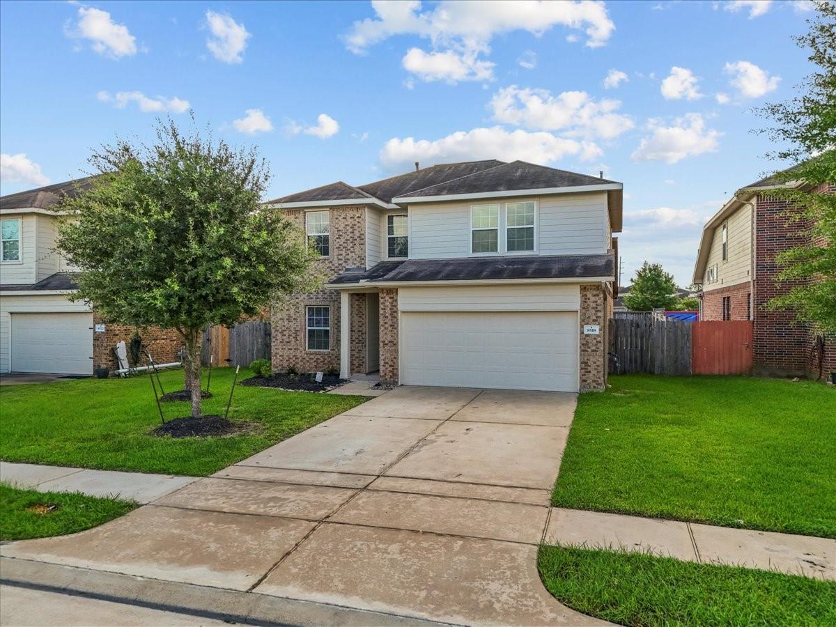 8518 Starling Court, Baytown